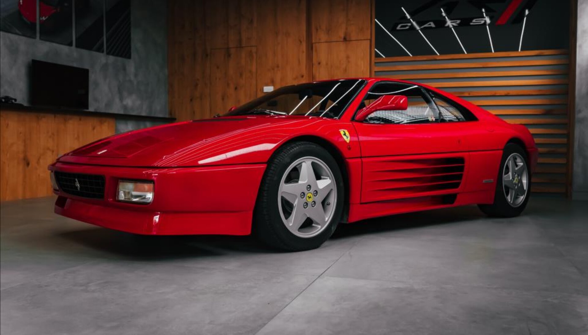 Ferrari 348 3,4 GTB, ZÁRUKA, ROSSO CORSA, YOUNGTIMER