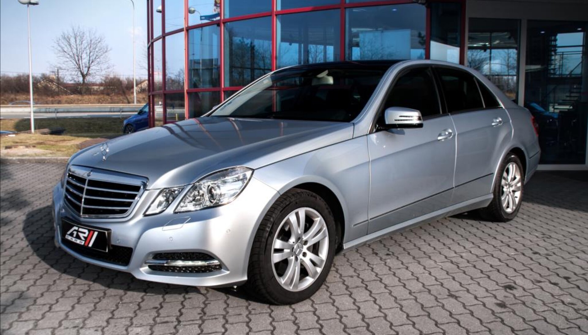 Mercedes-Benz Třídy E 250 CDI Avantgard 4x4, vzduch, servis 6let/12