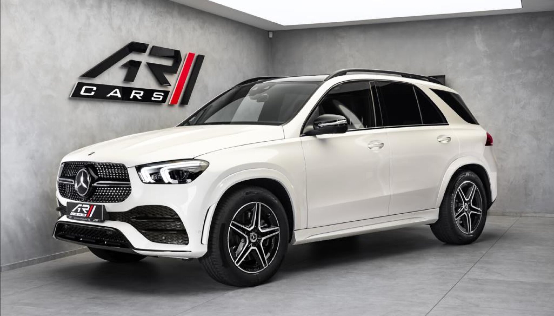 Mercedes-Benz GLE 400d AMG Airmatic, pano, ventilace, 360°, Burmeste