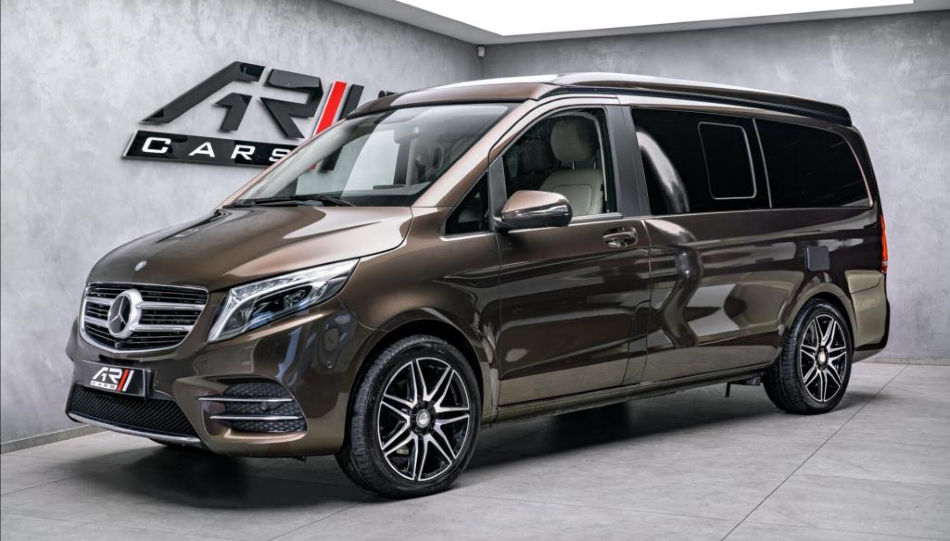 Mercedes-Benz Třídy V V 250 AMG Marco Polo exclusive, kuchyň