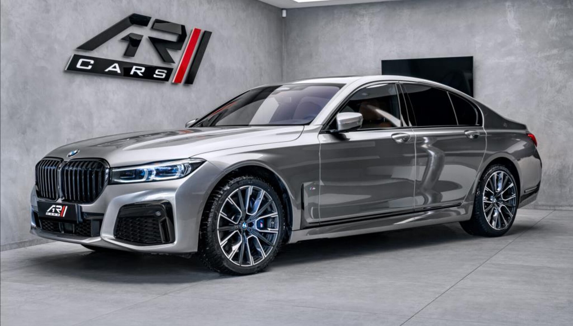BMW Řada 7 750d xDrive M sport 1st class, business, innovatio