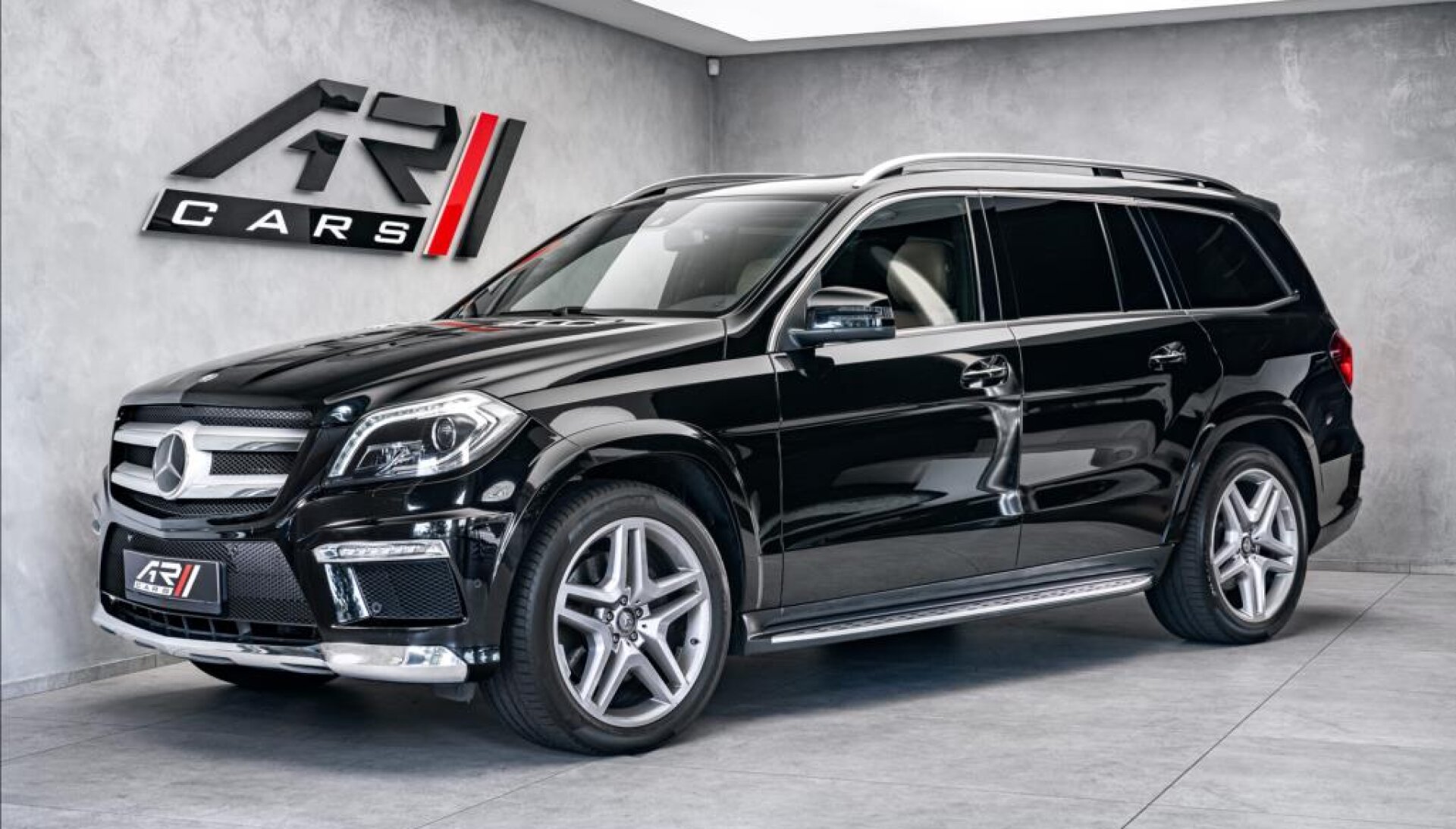 Mercedes-Benz GL 350 4MATIC AMG, full, top stav! CZ