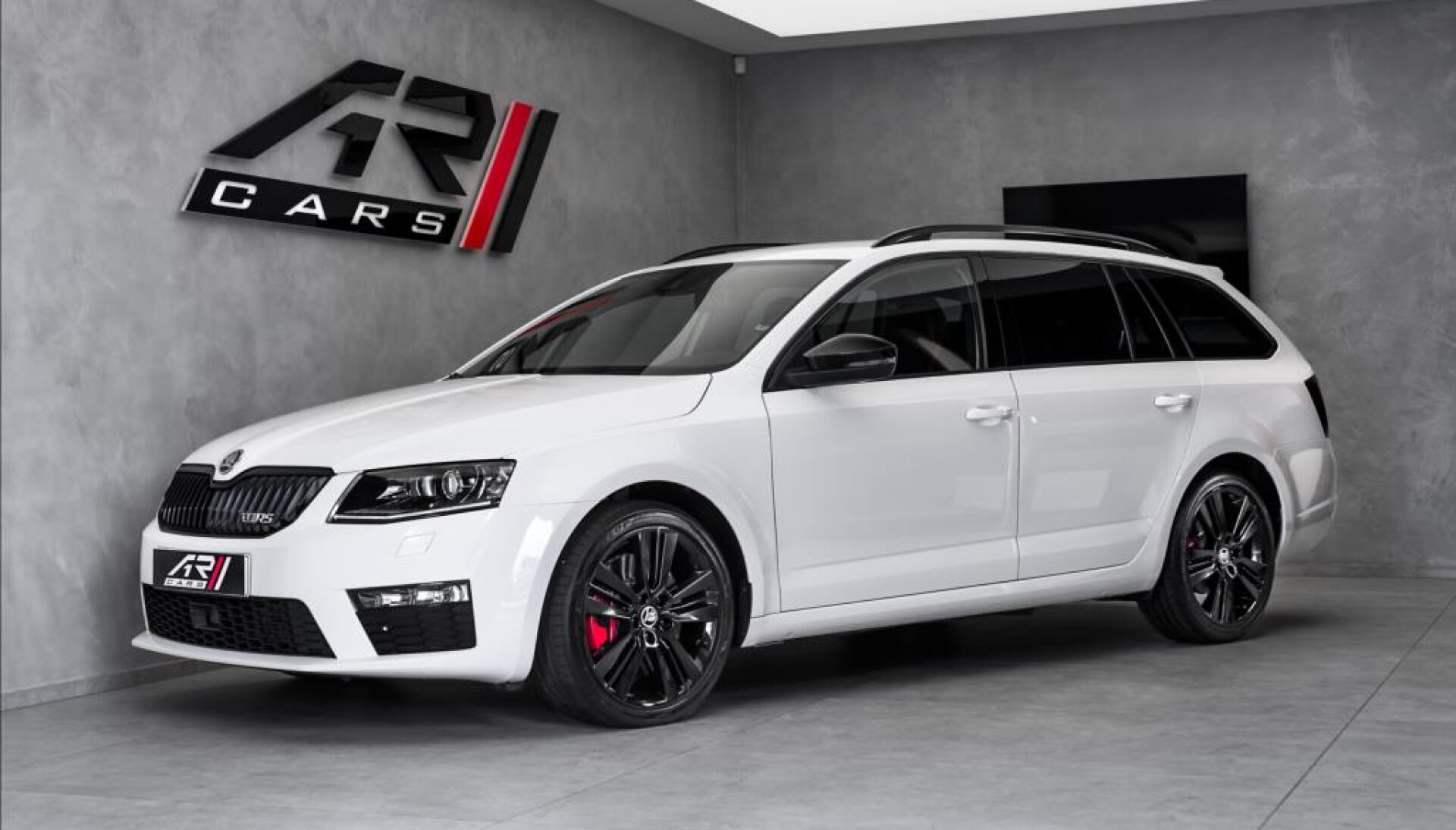 Škoda Octavia 2.0 TDI RS DSG, webasto, black paket, záruka