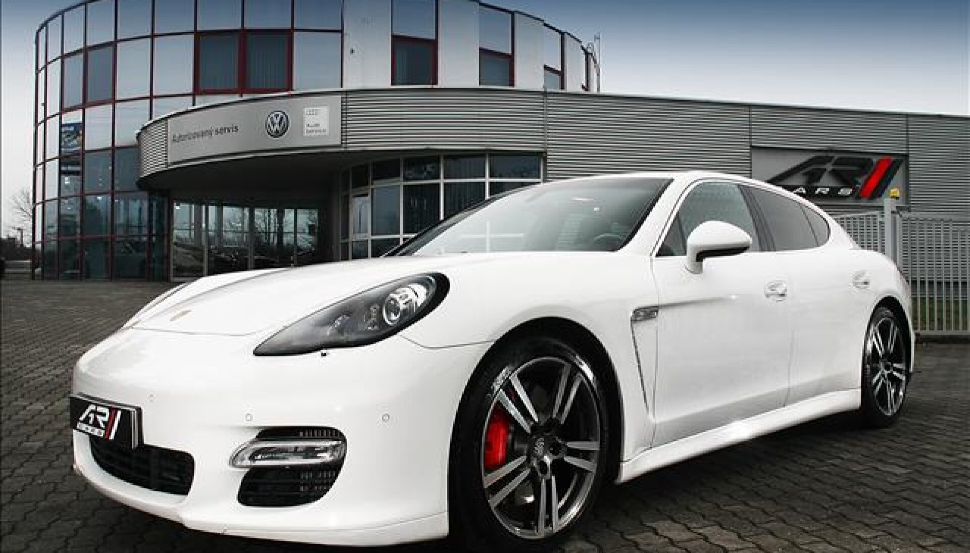 Porsche Panamera Turbo, Garance do 07/2015