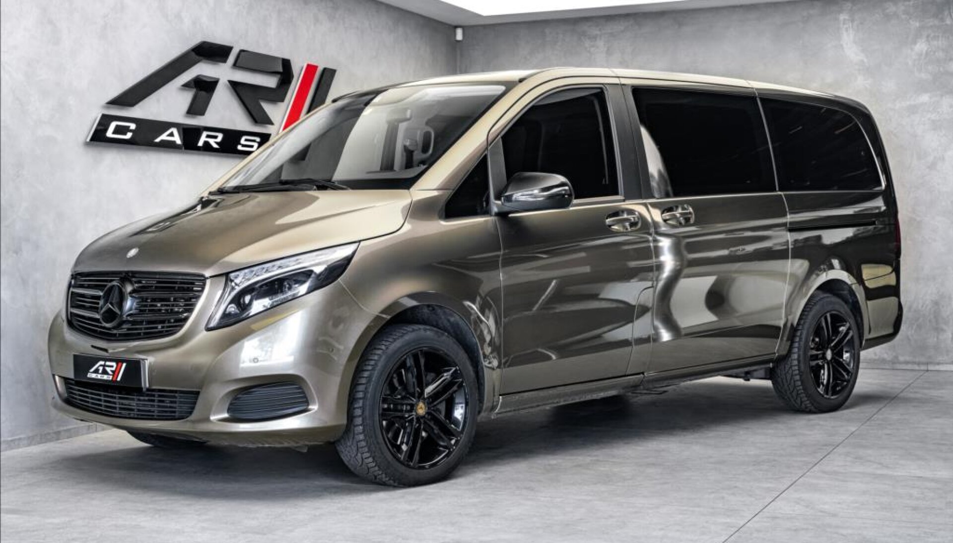 Mercedes-Benz Třídy V 250d L 4M, 7míst, CZ, 1maj