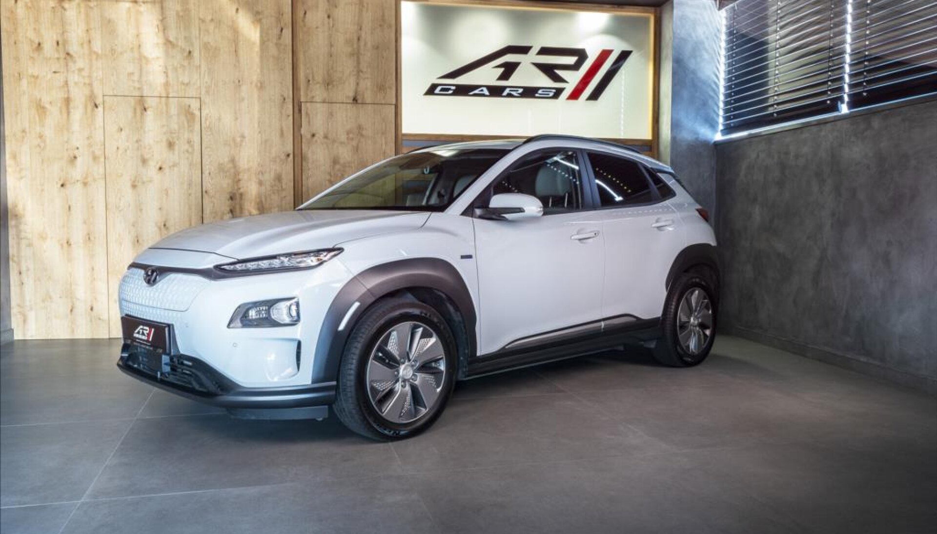 Hyundai Kona Elektro,150kW, Premium,navi,LED