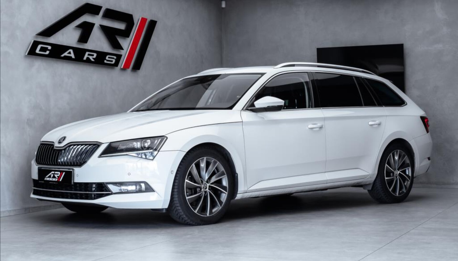Škoda Superb 2,0TSI 206kW L&K Combi 4x4 DSG