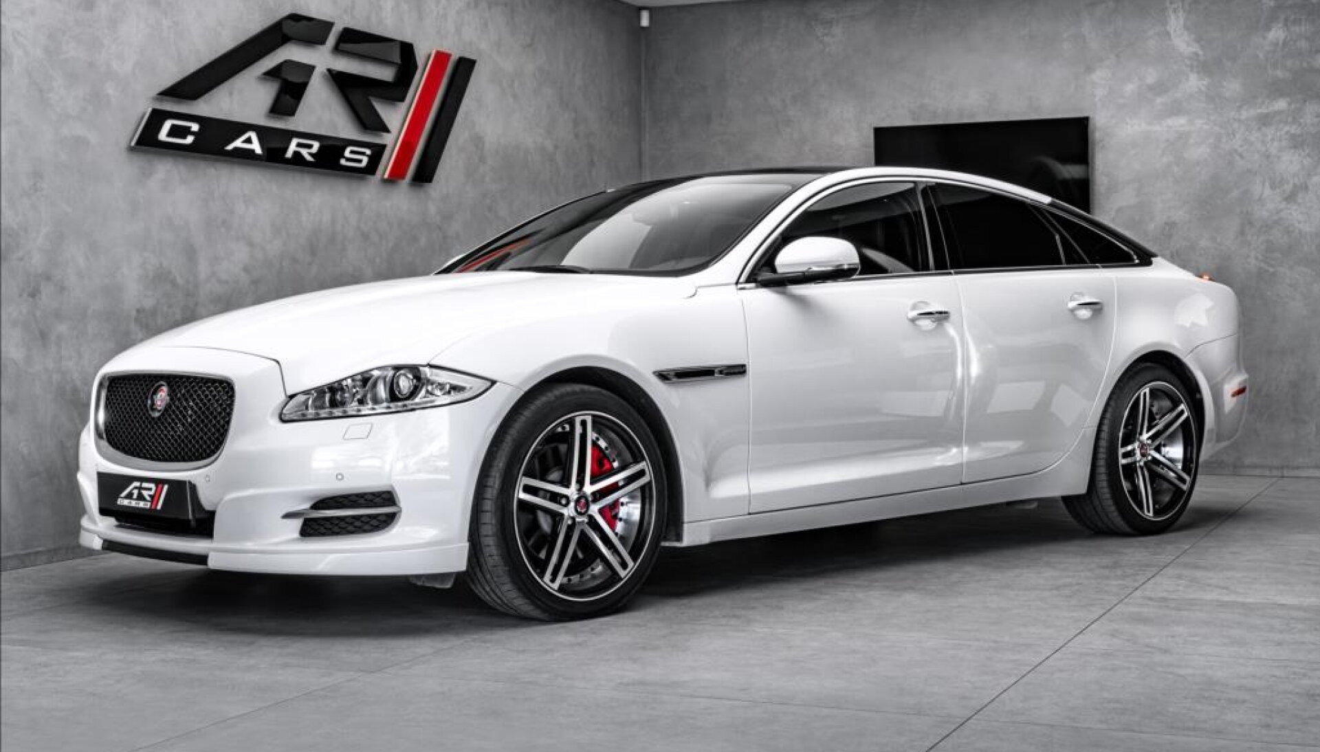 Jaguar XJ 3.0 AWD, Panorama, Meridian