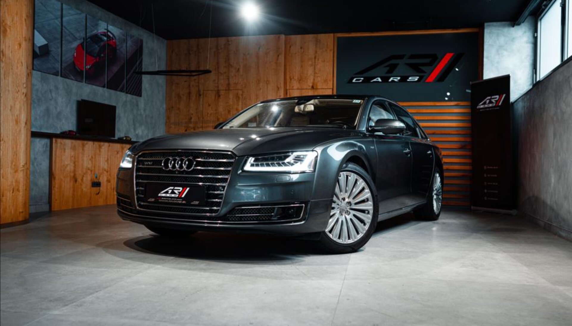 Audi A8 6,3 W12, BANG & OLUFSEN, LONG