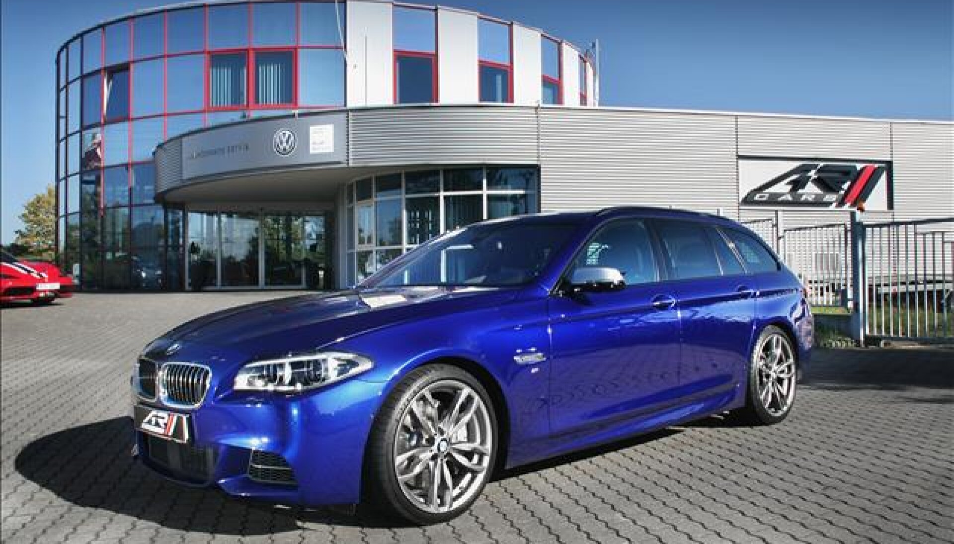BMW Řada 5 M550d xDrive, Individal, Carbon paket, Max