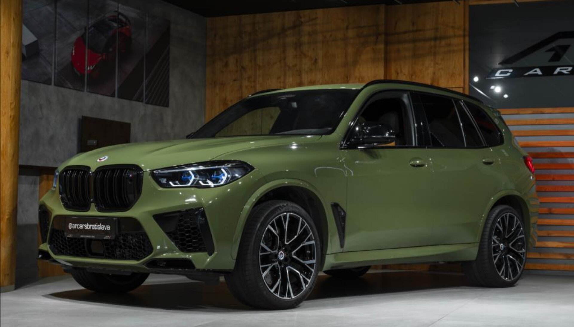 BMW X5 4,4 M COMPETITION, NIGHT VISION, MASÁŽE, H/K