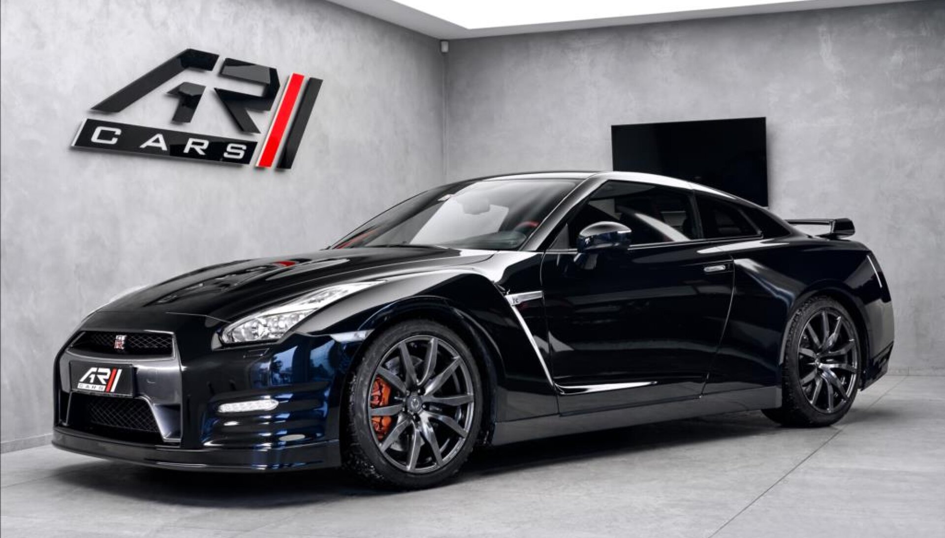 Nissan GT-R Black edition, RECARO, Armytrix
