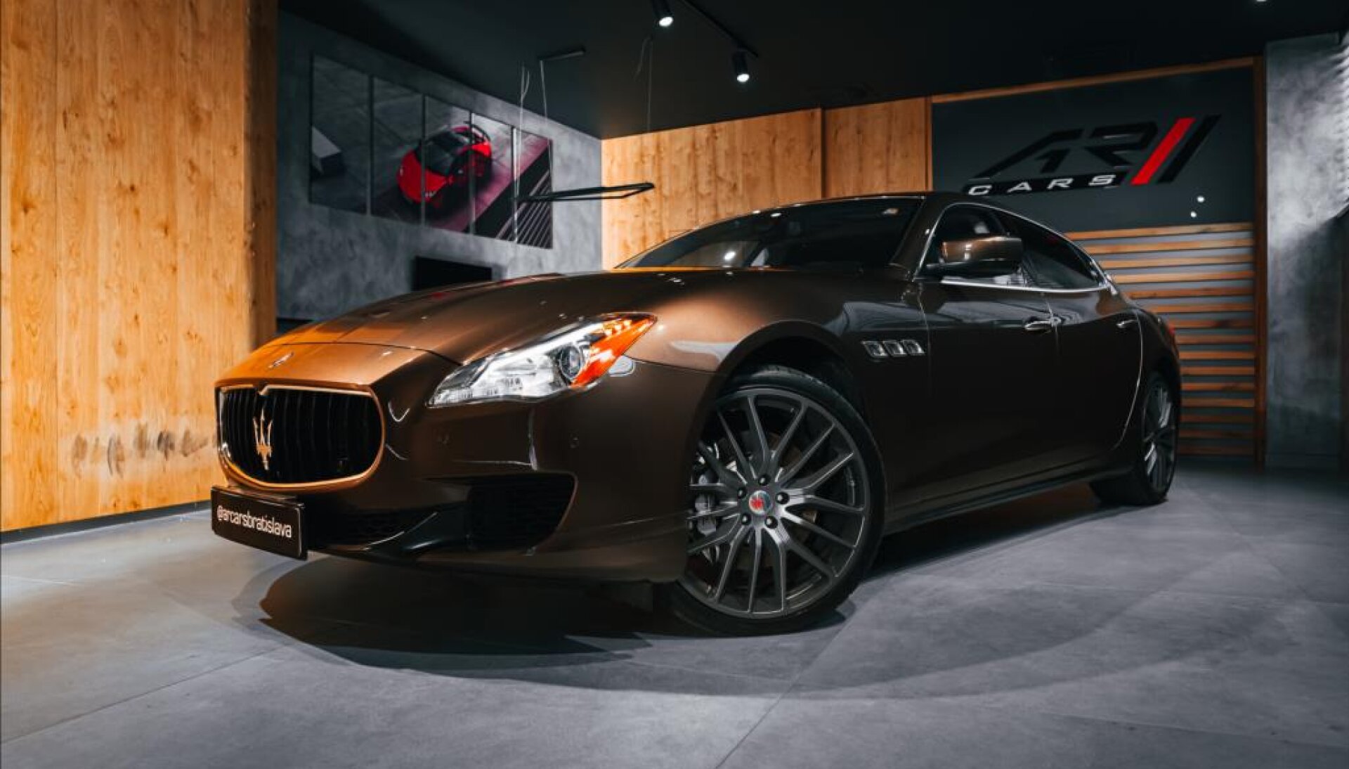 Maserati Quattroporte 3,0 V6 S AUTOMAT, VÝFUKY, NAVI