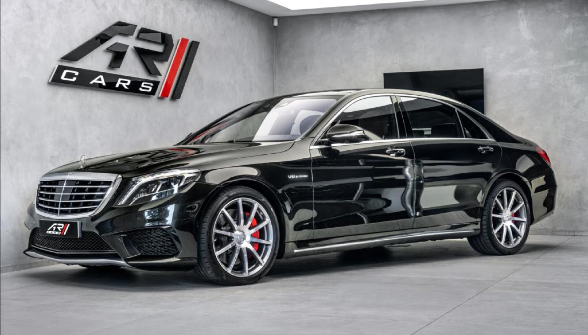 Mercedes-Benz Třídy S Mercedes-AMG S 63 4Matic L, pano, TV, nezávislé
