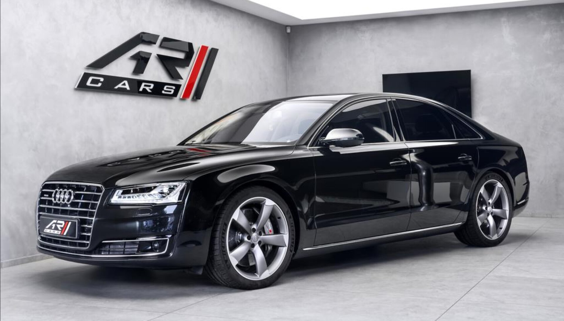 Audi A8 4,2 TDI Exklusiv Balao, B&O, Matrix, Keramiky
