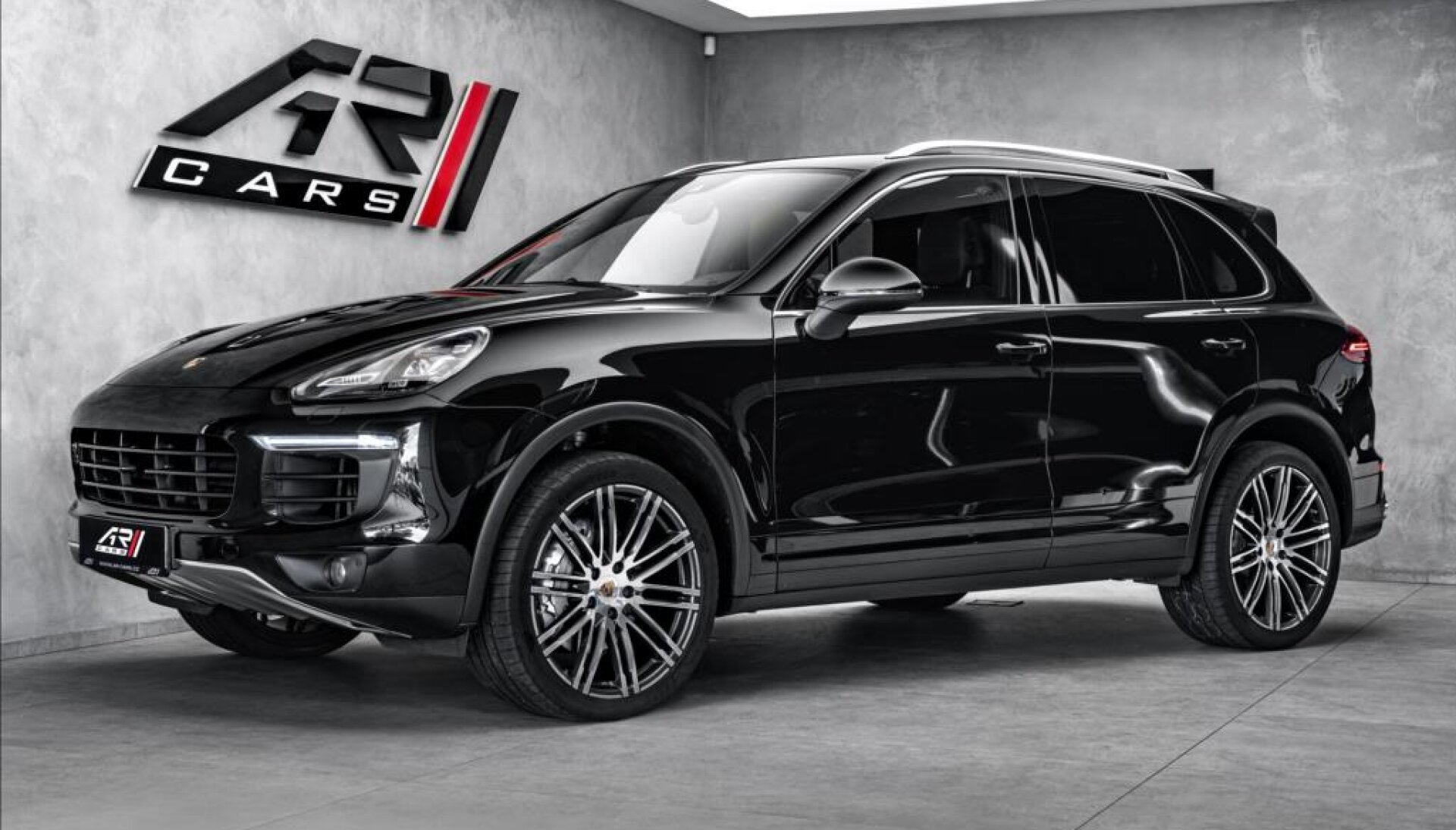 Porsche Cayenne V8 S Diesel, bikolor, panorama, Bose, CZ