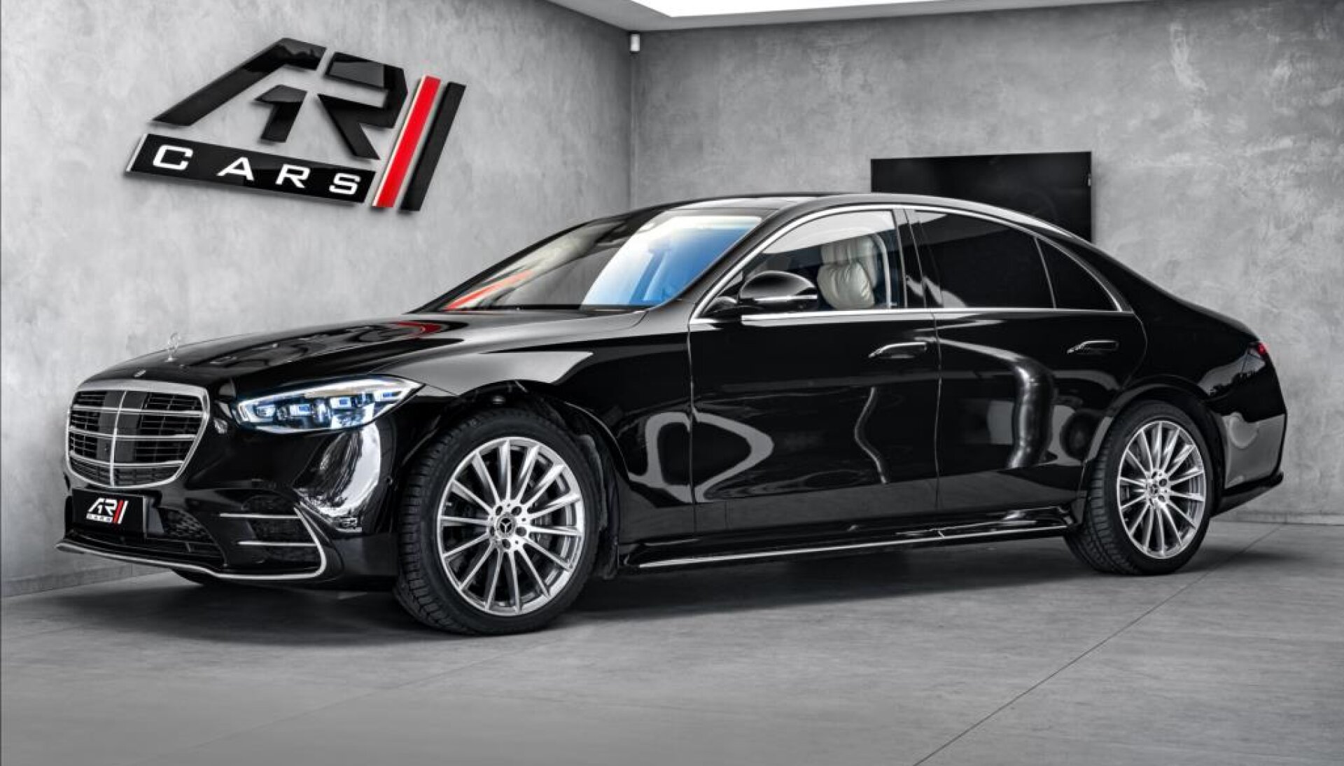 Mercedes-Benz Třídy S S 350d 4MATIC AMG, pano, head-up, Burmester, CZ