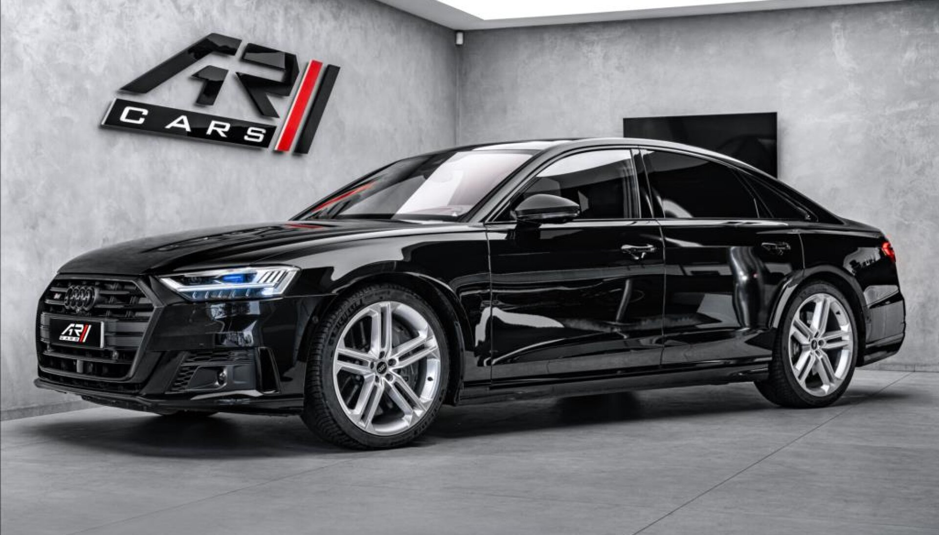 Audi S8 S8 TFSI quattro, keramiky, laser, B&O