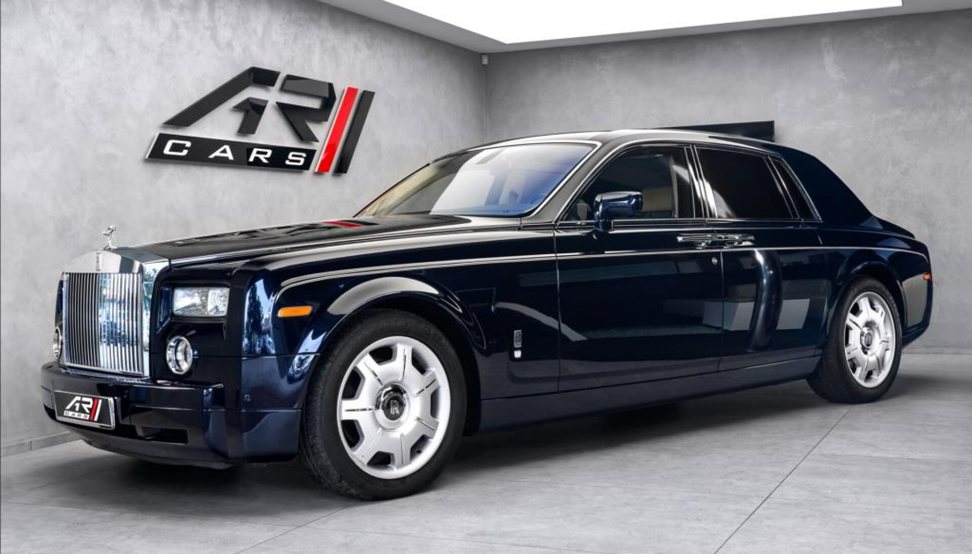 Rolls Royce Phantom V12 6.8