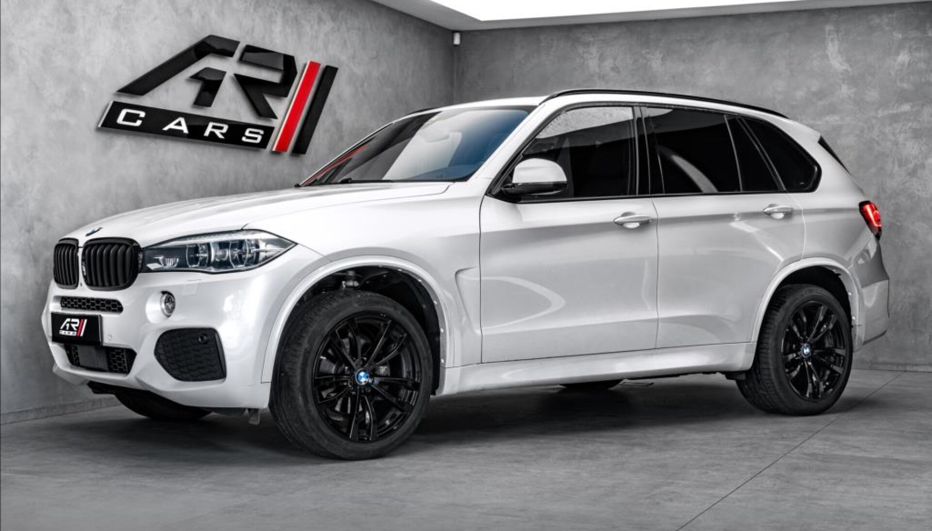 BMW X5 xDrive 30d M-paket, 1.majitel, CZ