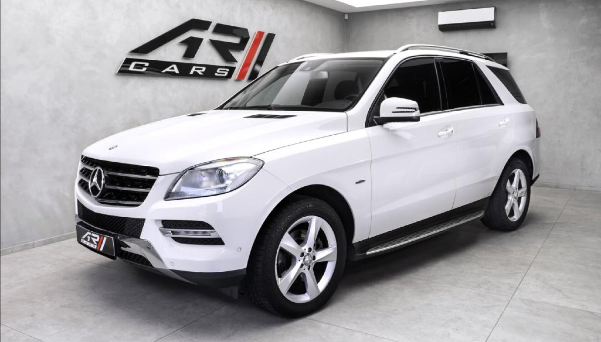 Mercedes-Benz Třídy M ML 350 CDI Airmatic, sport paket, kamera, CZ