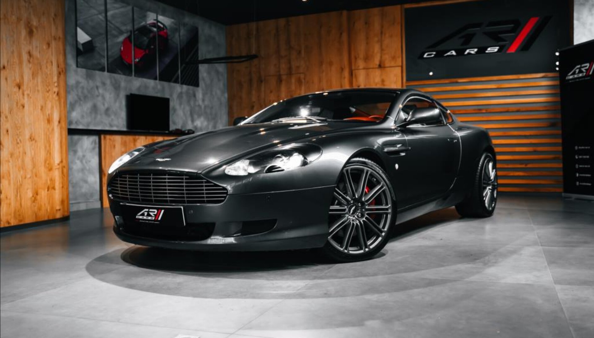 Aston Martin DB9 5,9 V12, NAVI, BIXENON