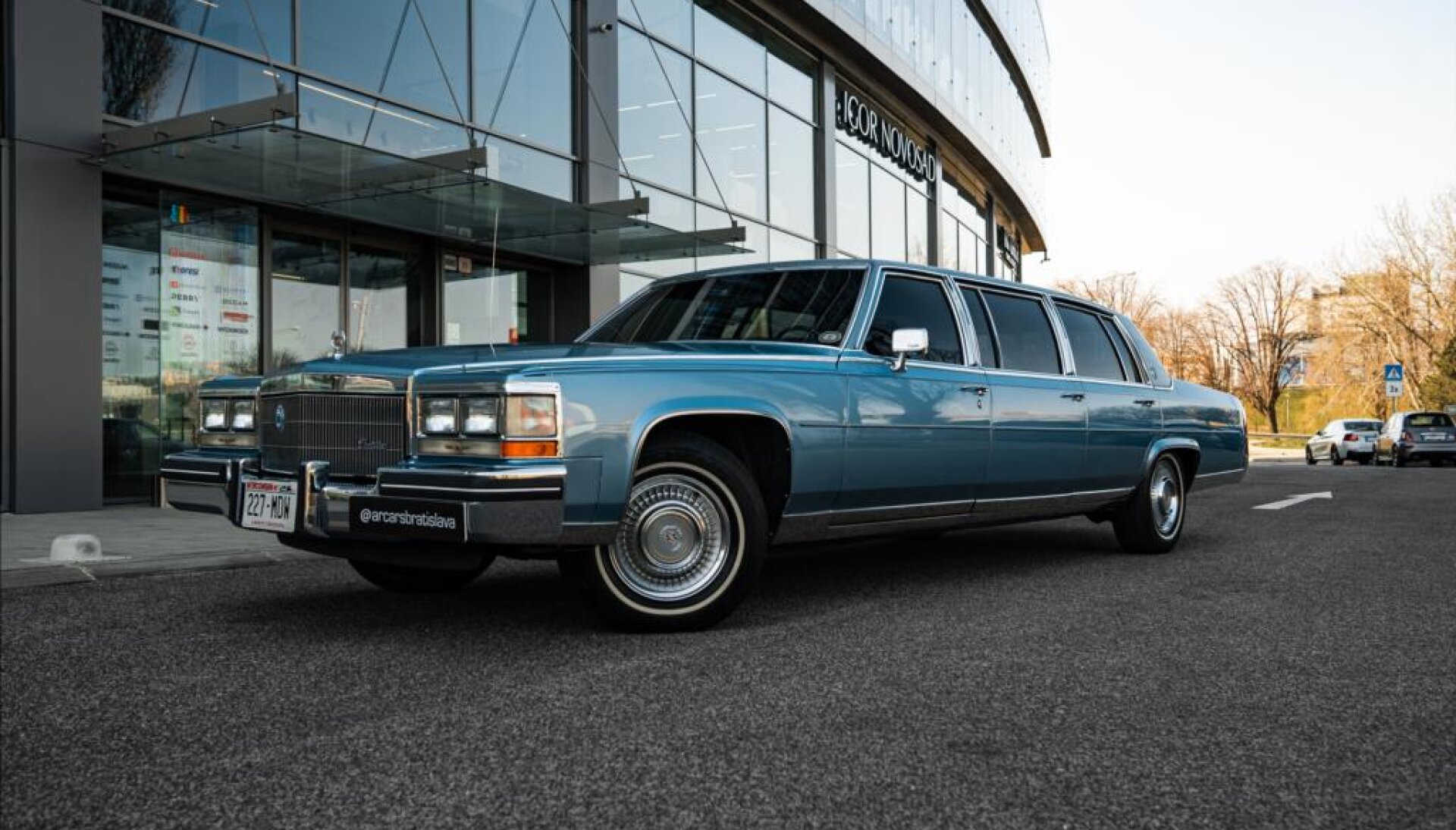 Cadillac Fleetwood 5,0 COMMODORE