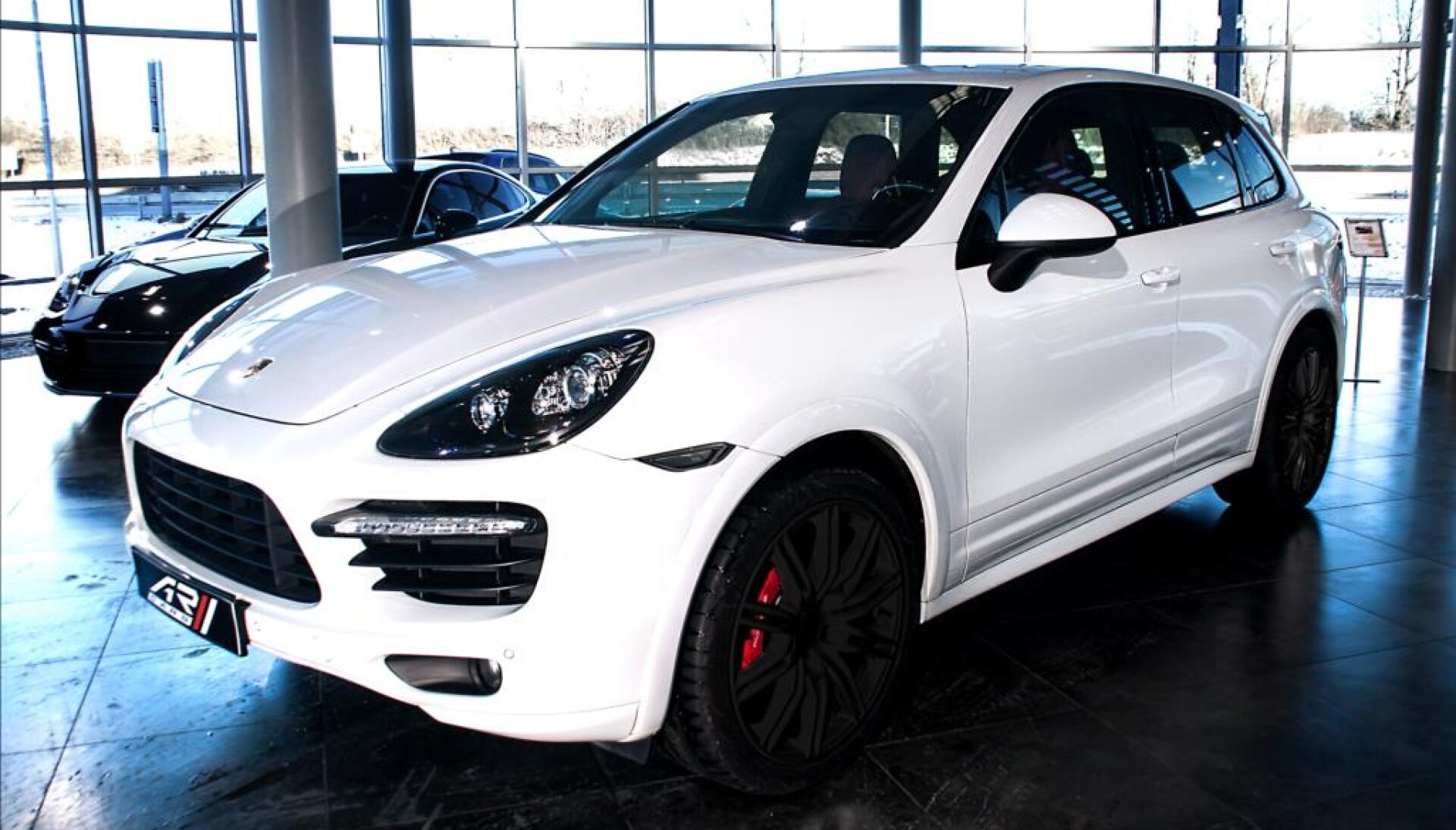 Porsche Cayenne 4,8 GTS, vzduch, PTV+, SportChrono, BOSE, CZ