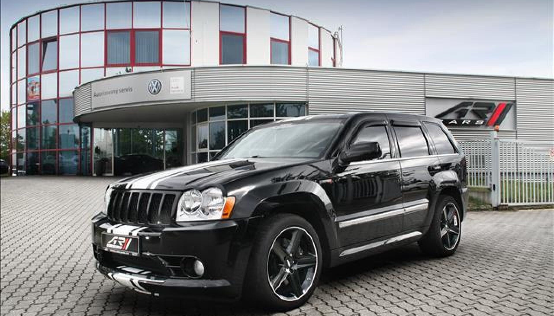 Jeep Grand Cherokee SRT 8
