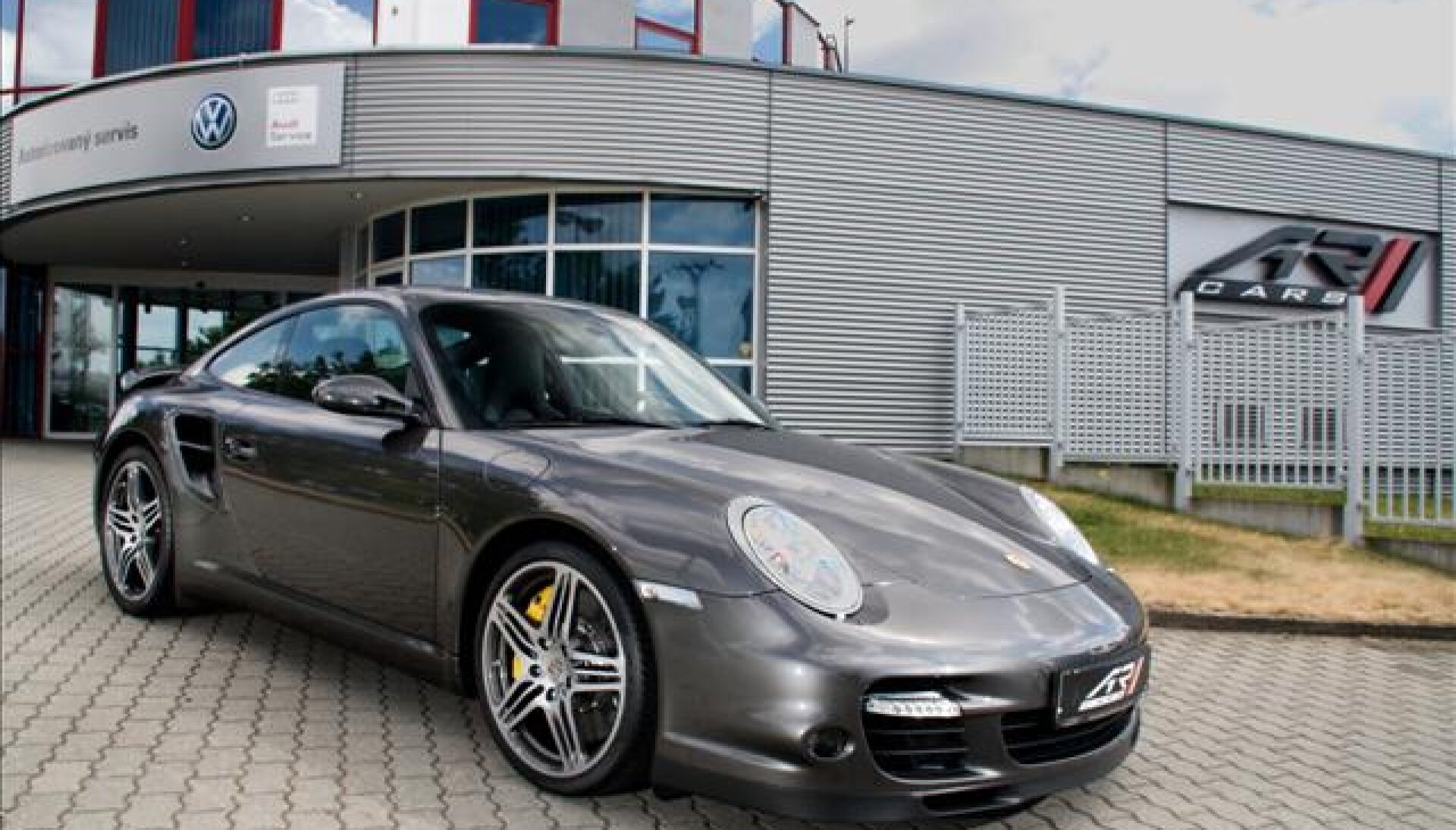 Porsche 911 3,6 TURBO Keramické brzdy