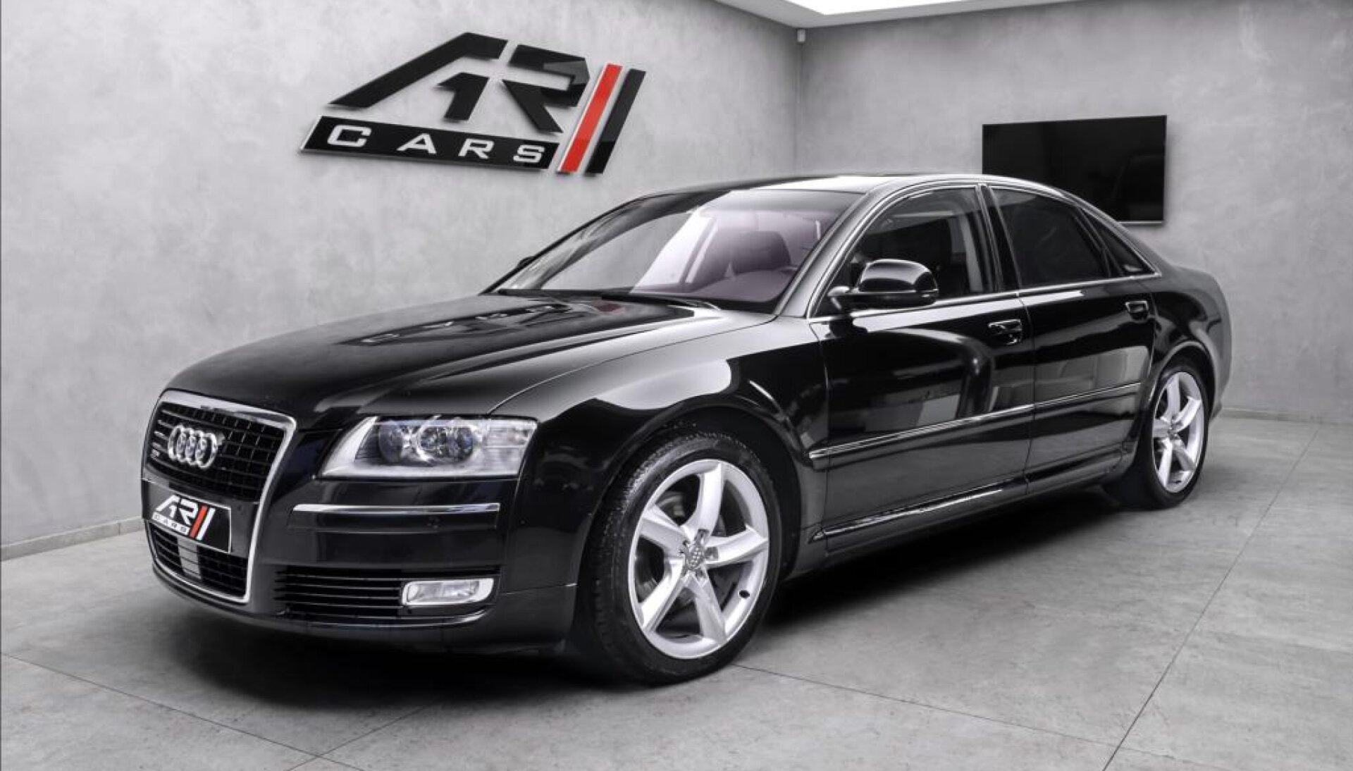 Audi A8 3.0 TDI quattro, sport. podvozek, ACC, Bose