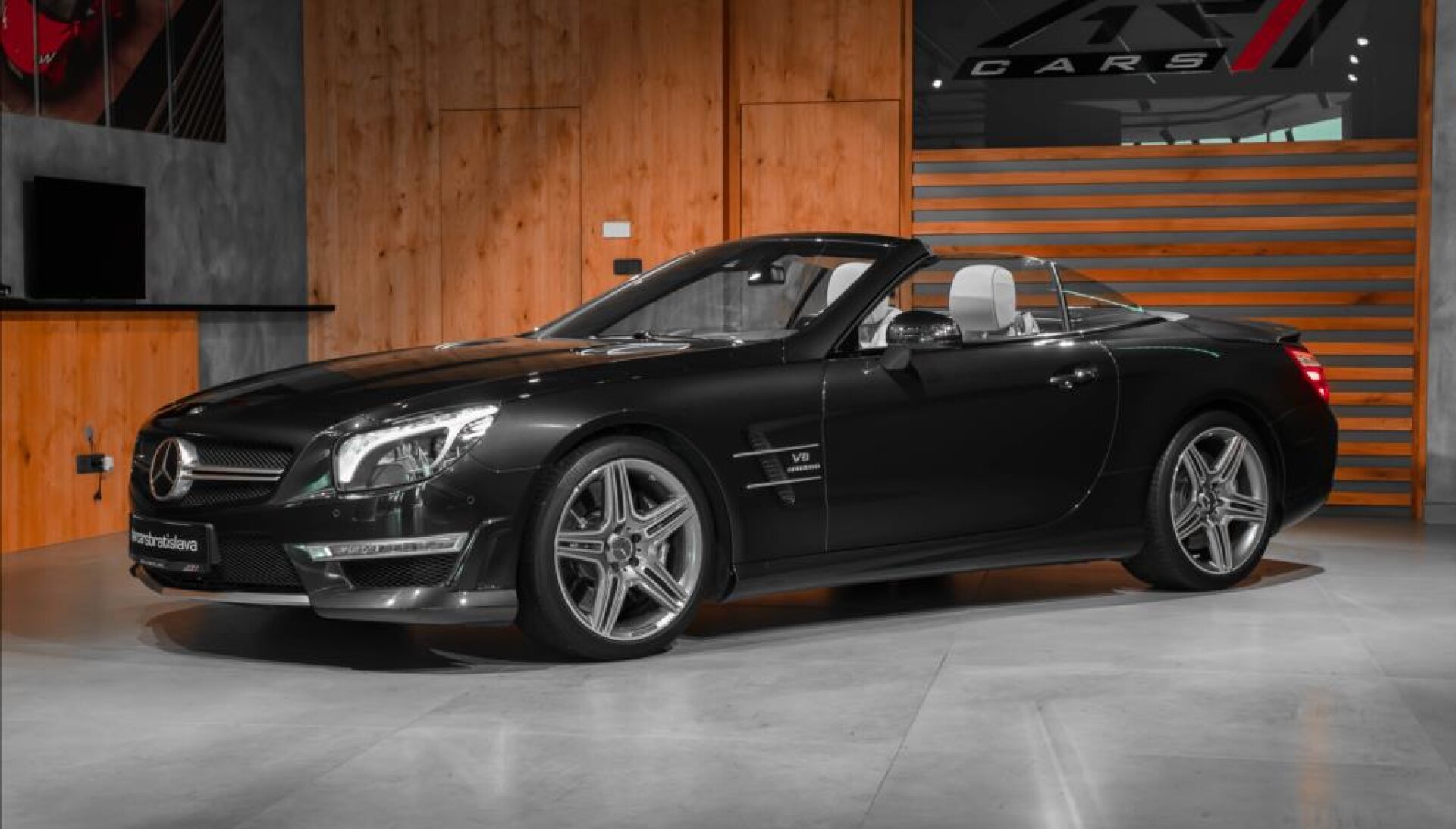Mercedes-Benz SL 5,5 63 AMG, KARBÓN, NAVI
