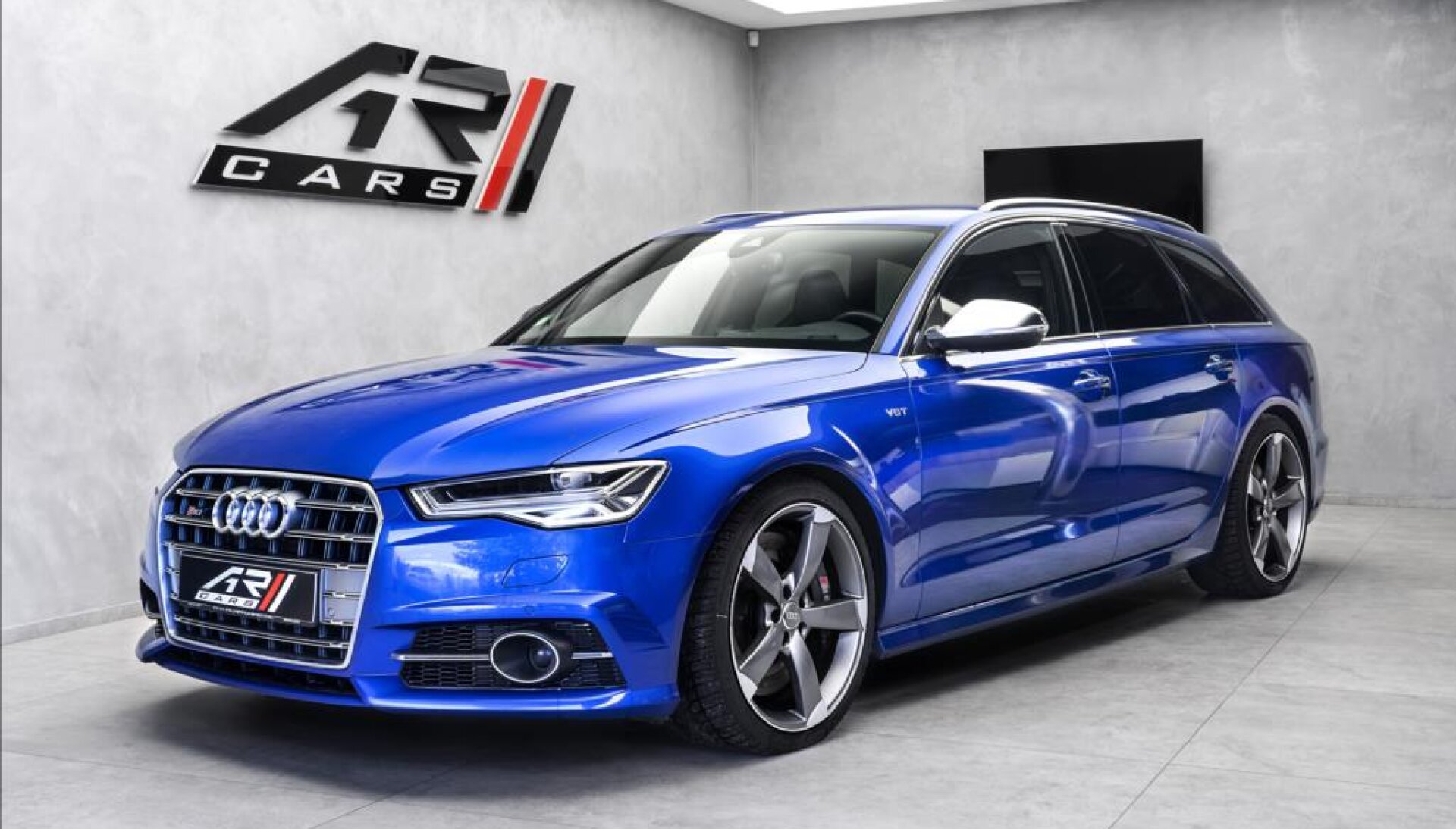 Audi S6 4.0 TFSI quattro facelift, Akrapovic, top Avant