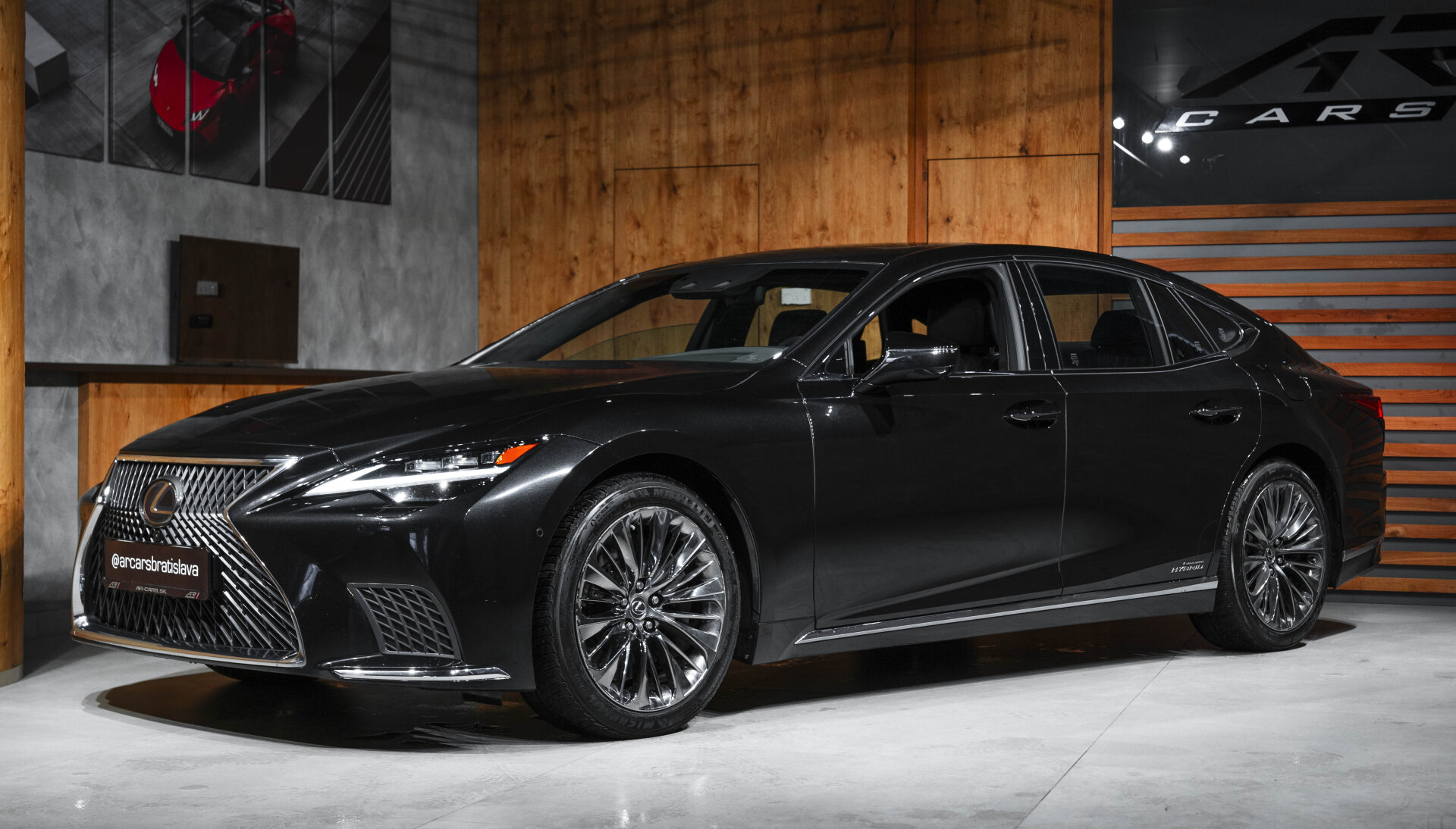 Lexus LS 500 500h Superior, KIRIKOGLASS, PLNÁ VÝBAVA
