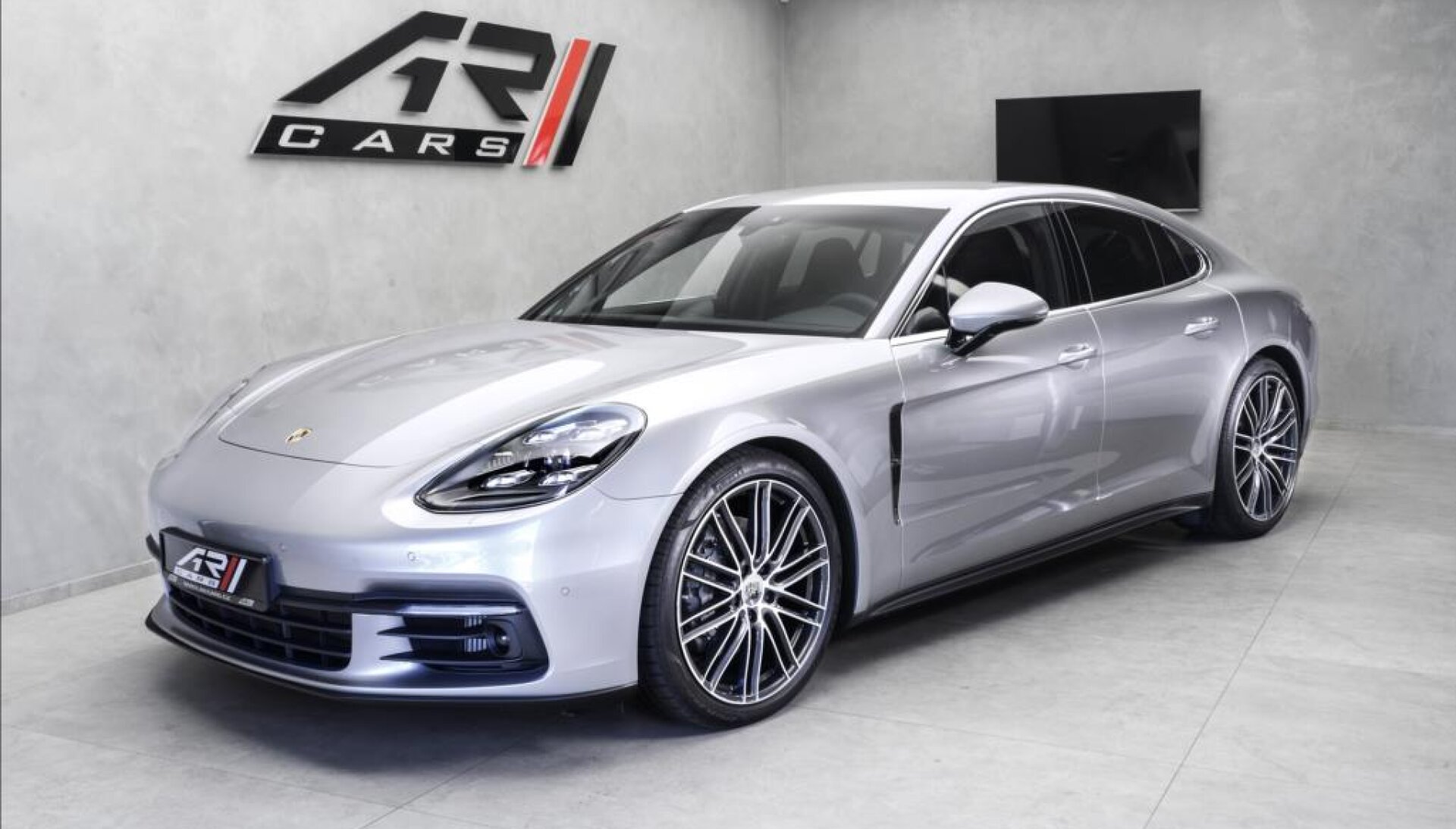 Porsche Panamera Diesel 4S, PDLS, PASM, BOSE, CZ
