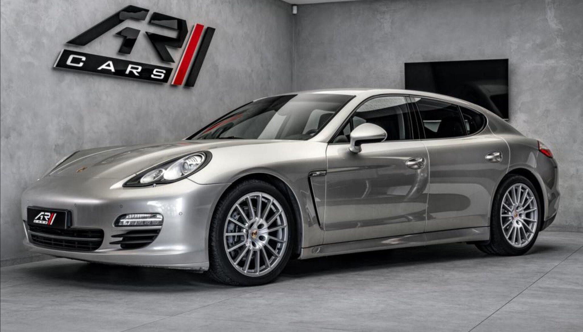 Porsche Panamera 3,0 Diesel, PCM, kůže, Bi Xen
