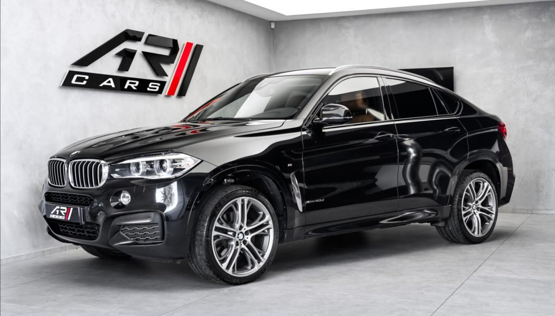 BMW X6 40d xDrive M-paket, 21"kola