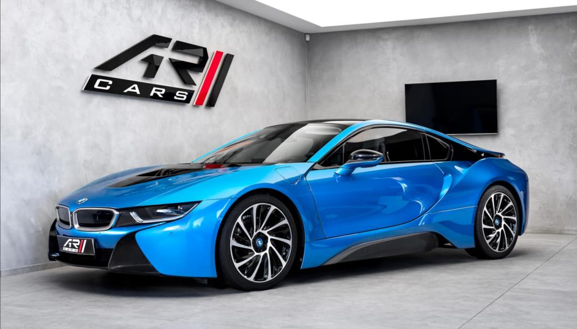 BMW i8 coupe hybrid 170+96 kW
