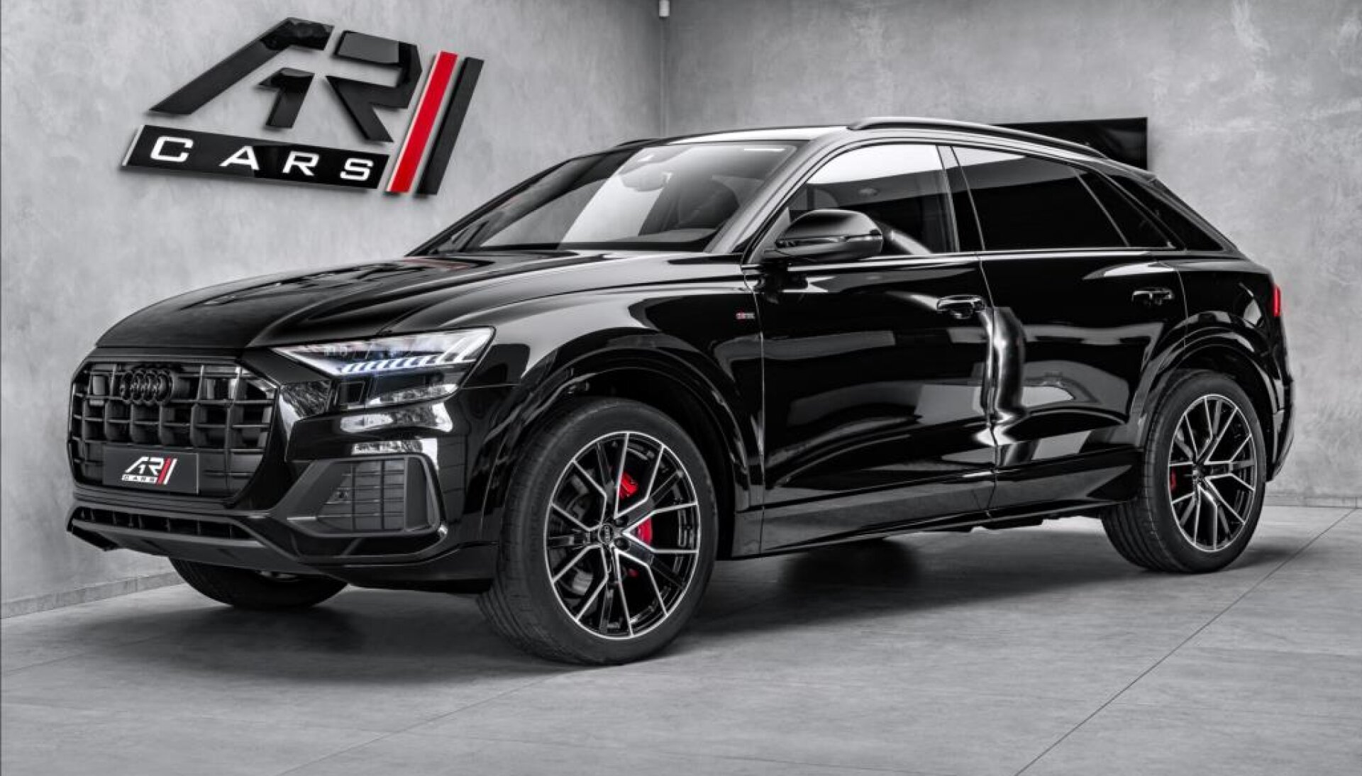 Audi Q8 50TDI Q, Sline, Matrix, BO, tažné