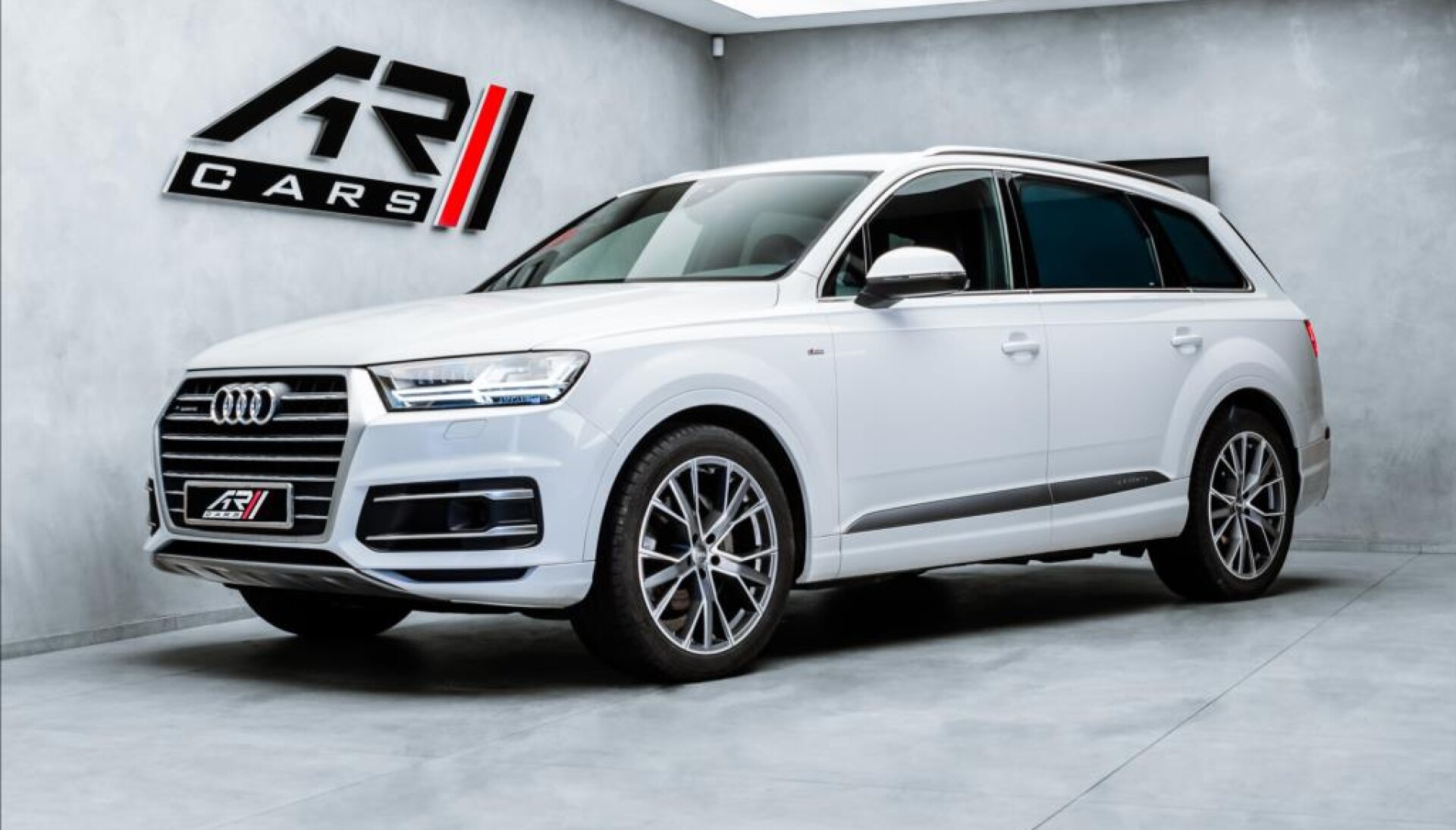 Audi Q7 3,0TDI Q, 2x Sline, Keyless, Vzduch