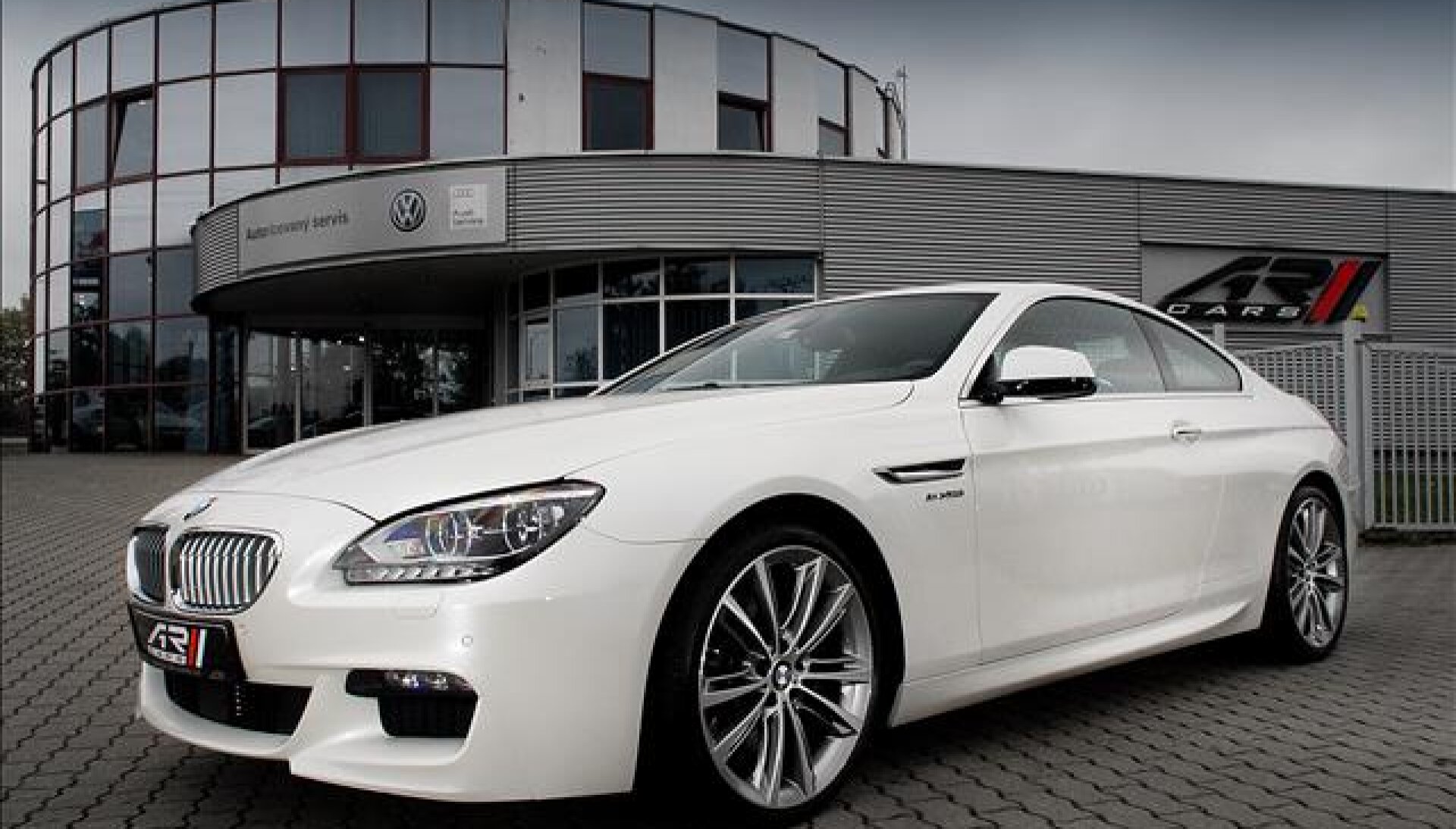 BMW Řada 6 Bang & Olufsen 650i xDrive, Idividual