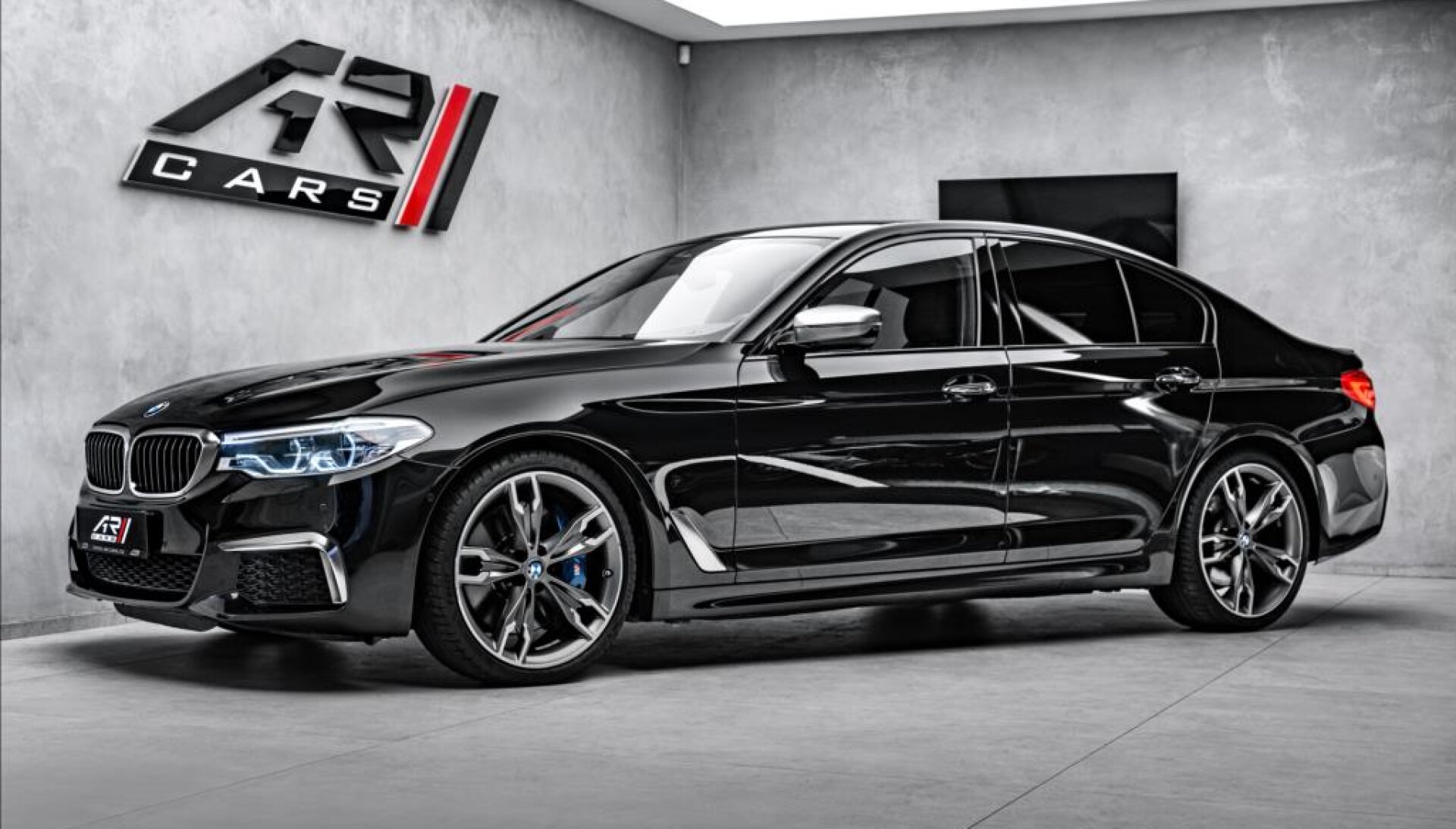 BMW Řada 5 M550d xDrive, 1.majitel, CZ!