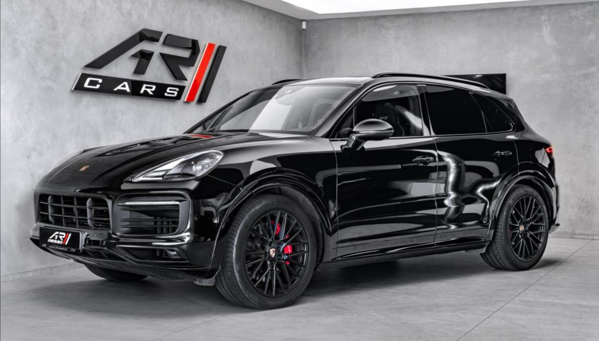 Porsche Cayenne GTS, panorama, soft, asistenty