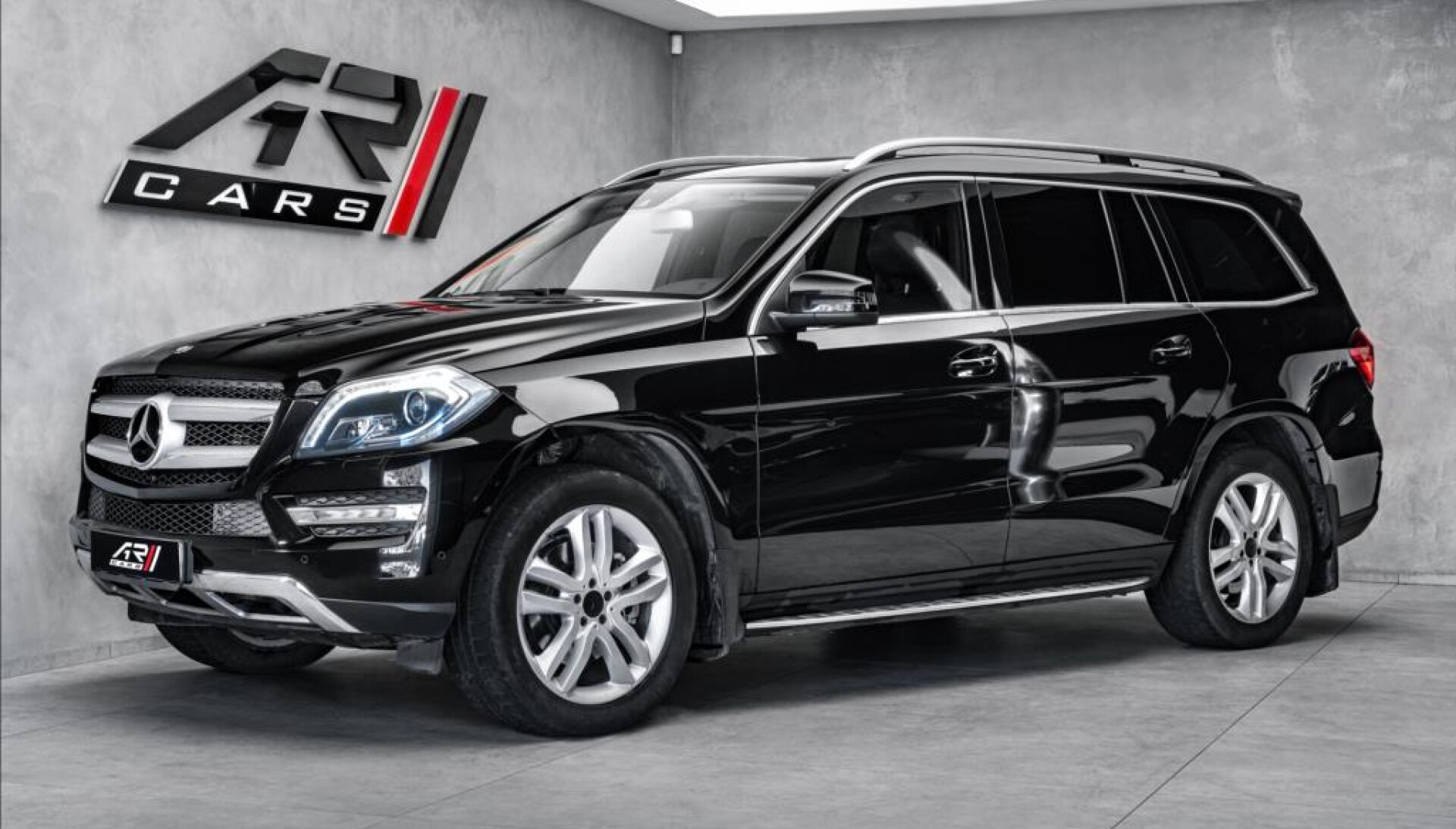 Mercedes-Benz GL GL 350d 4Matic 7 míst