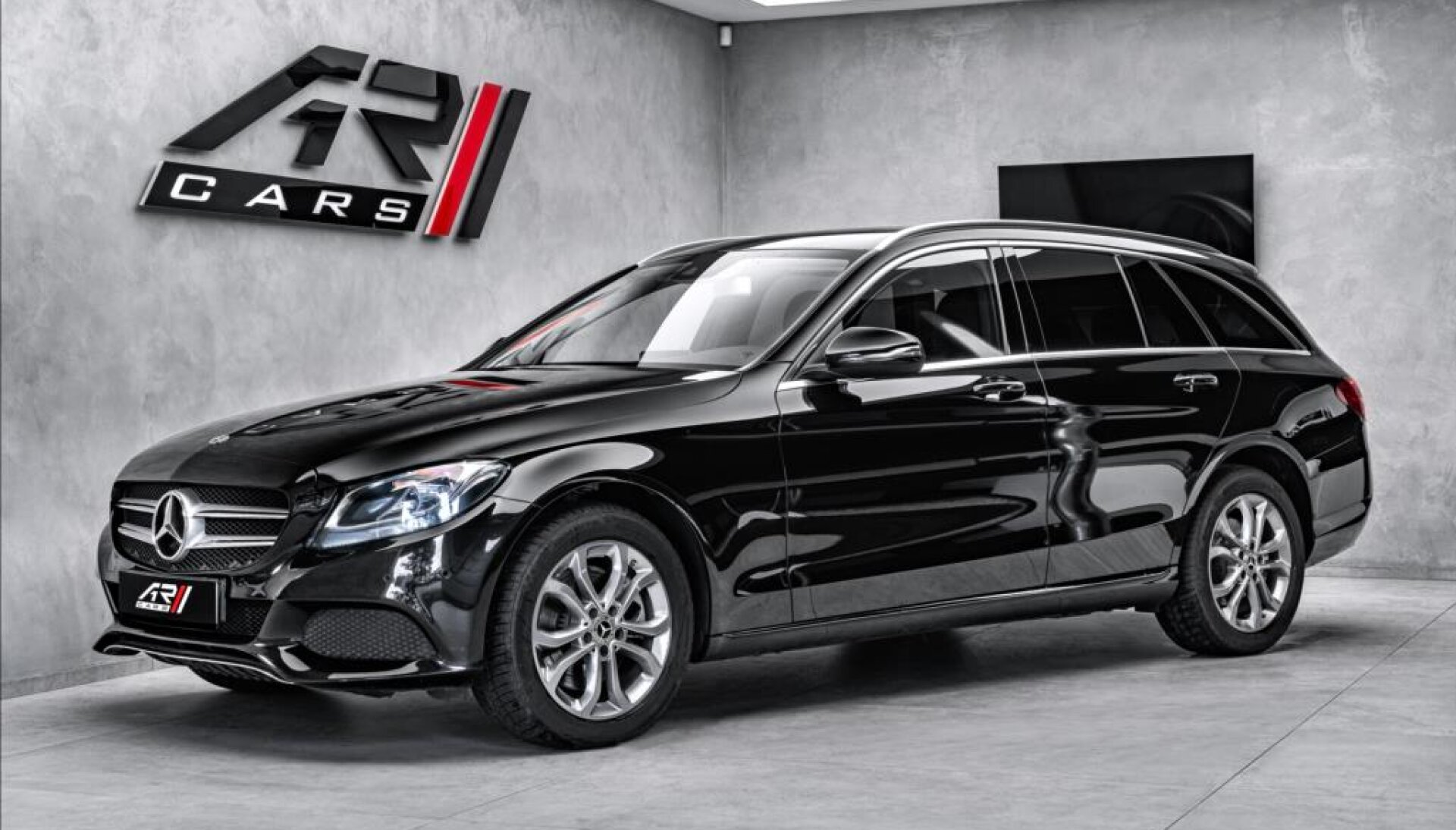 Mercedes-Benz Třídy C 250d 4Matic Avantgarde