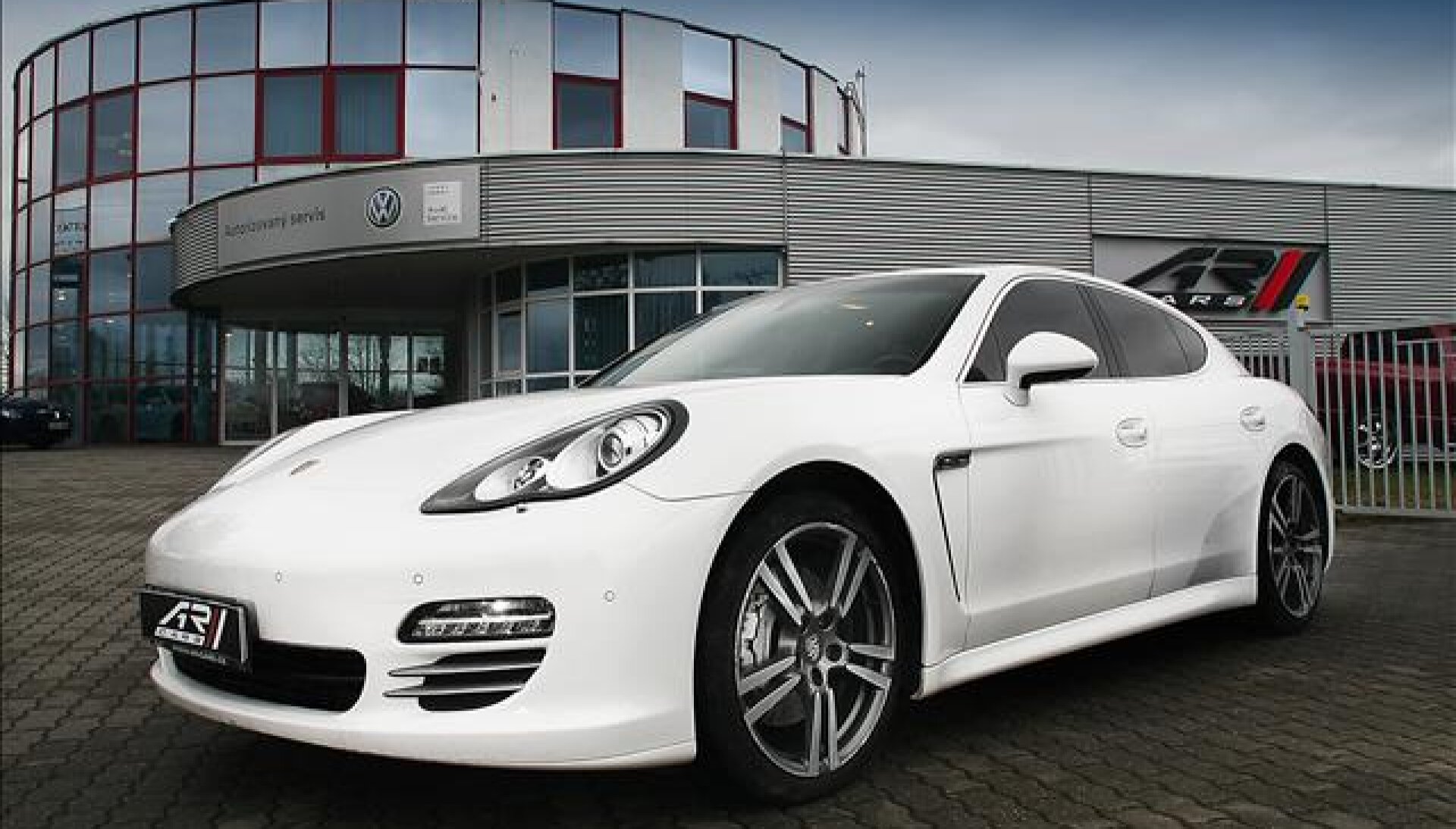 Porsche Panamera 4S, PASM
