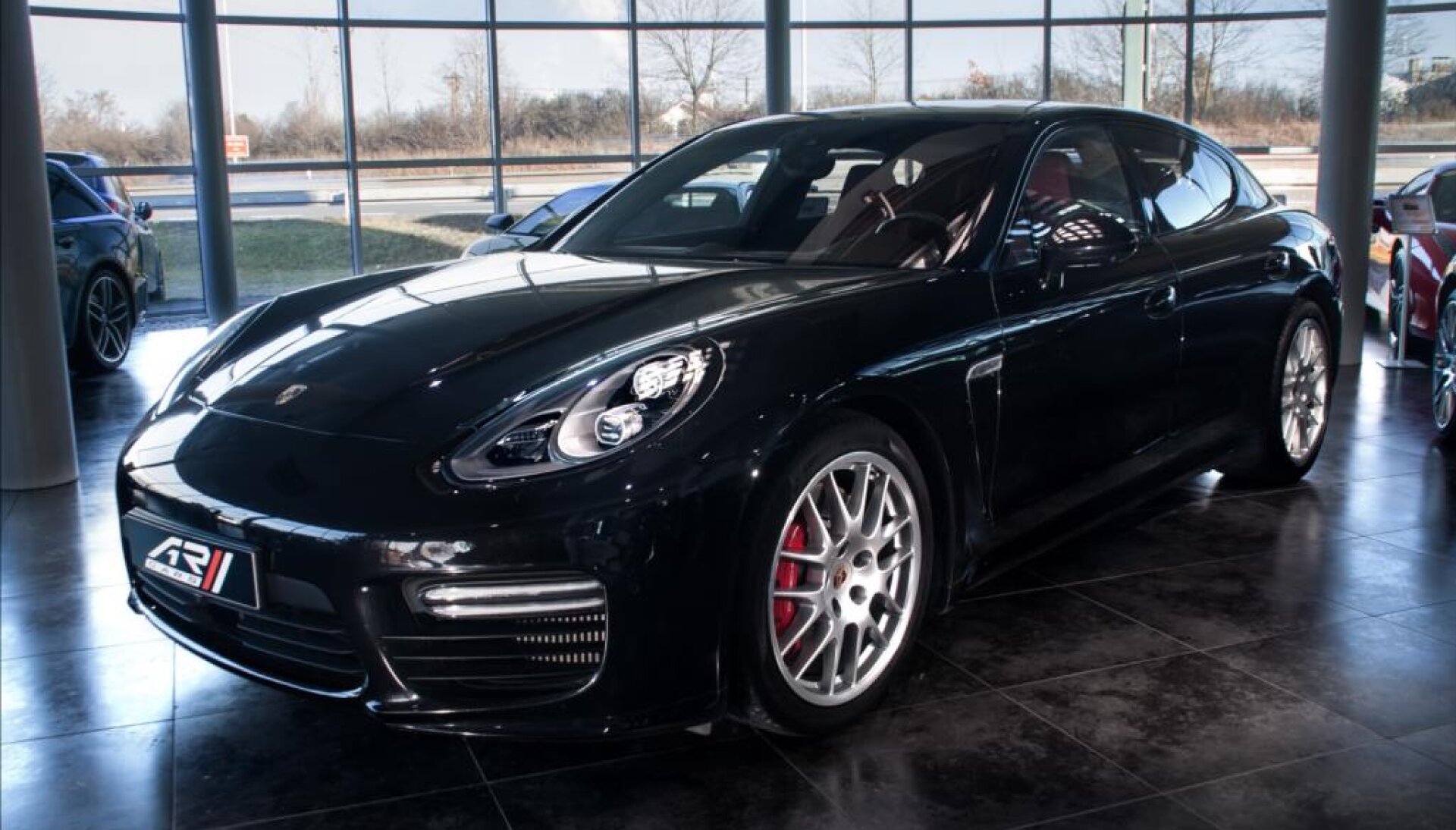 Porsche Panamera Turbo, Burmester, PDCC, Sport chrono, TV/DVD, CZ