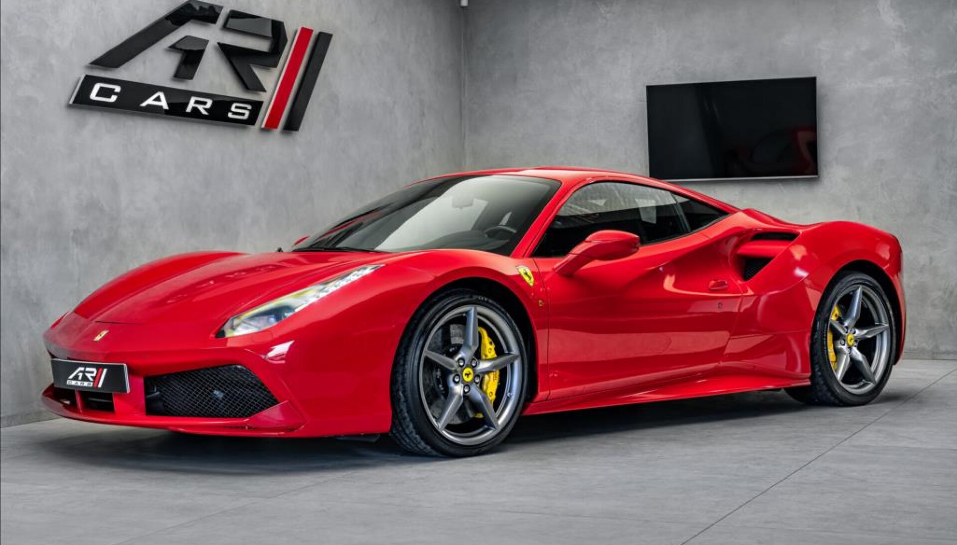 Ferrari 488 GTB Karbon+LED, racing sedadla, kamera, Akrapovic,