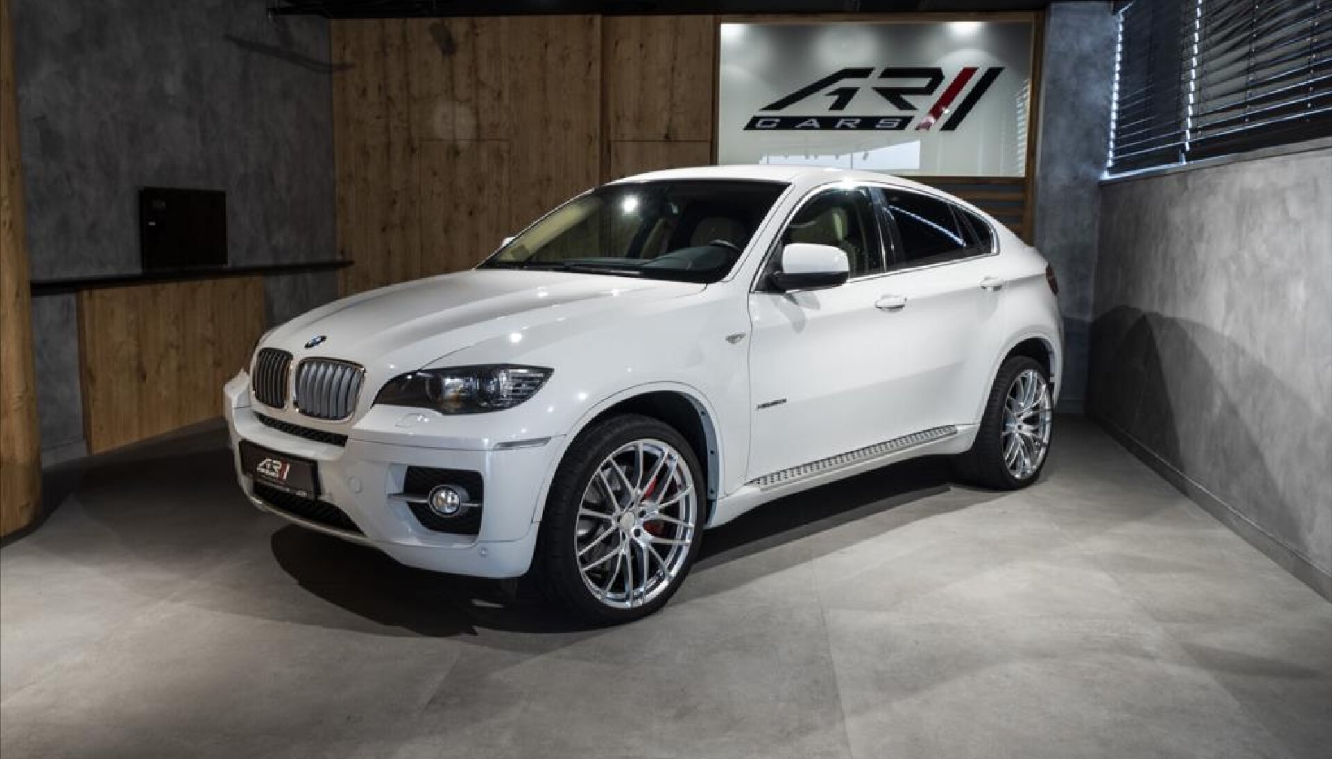 BMW X6 50i xDrive,Sportpaket,nav