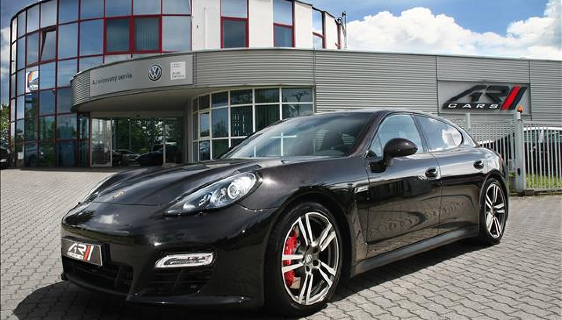 Porsche Panamera GTS, Alcantara